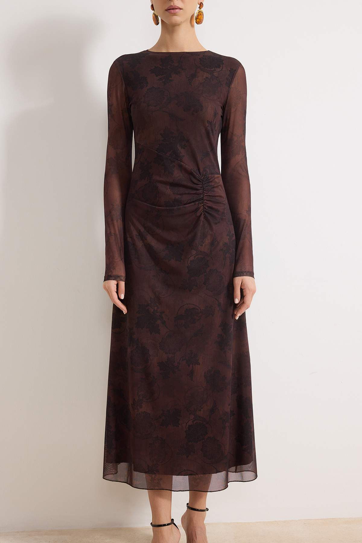 Trendyolmilla  Kahverengi Soyut Büzgü / Drape Maxi Örme Elbise TWOAW25EL00408 - Görsel 3