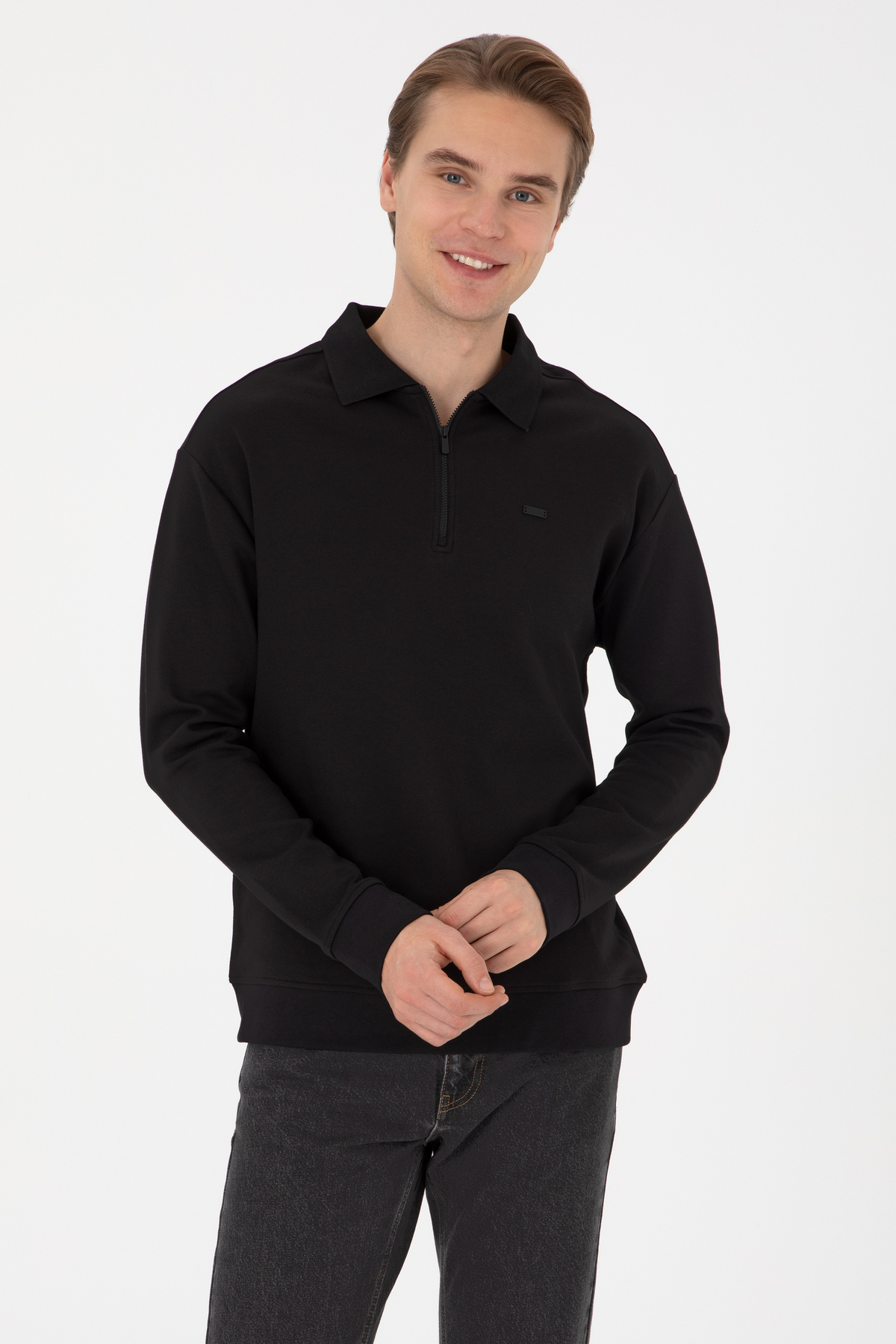 یو اس پولو سویشرت مردانه مشکی نیم زیپ مدل 50316484-VR046