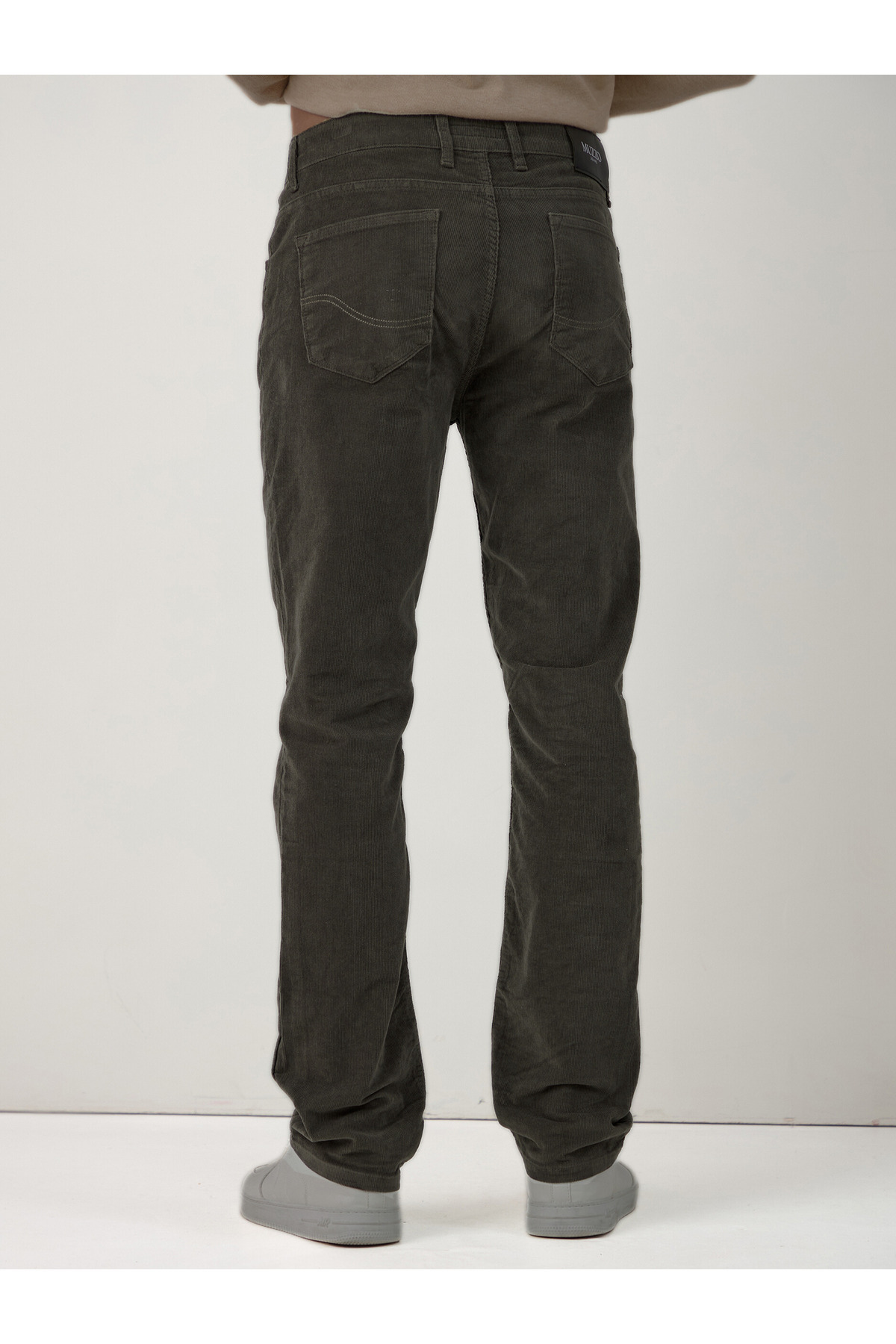 muzzo jeans Pamuklu Koyu Haki Kadife Regular Fit Pantolon görsel 2