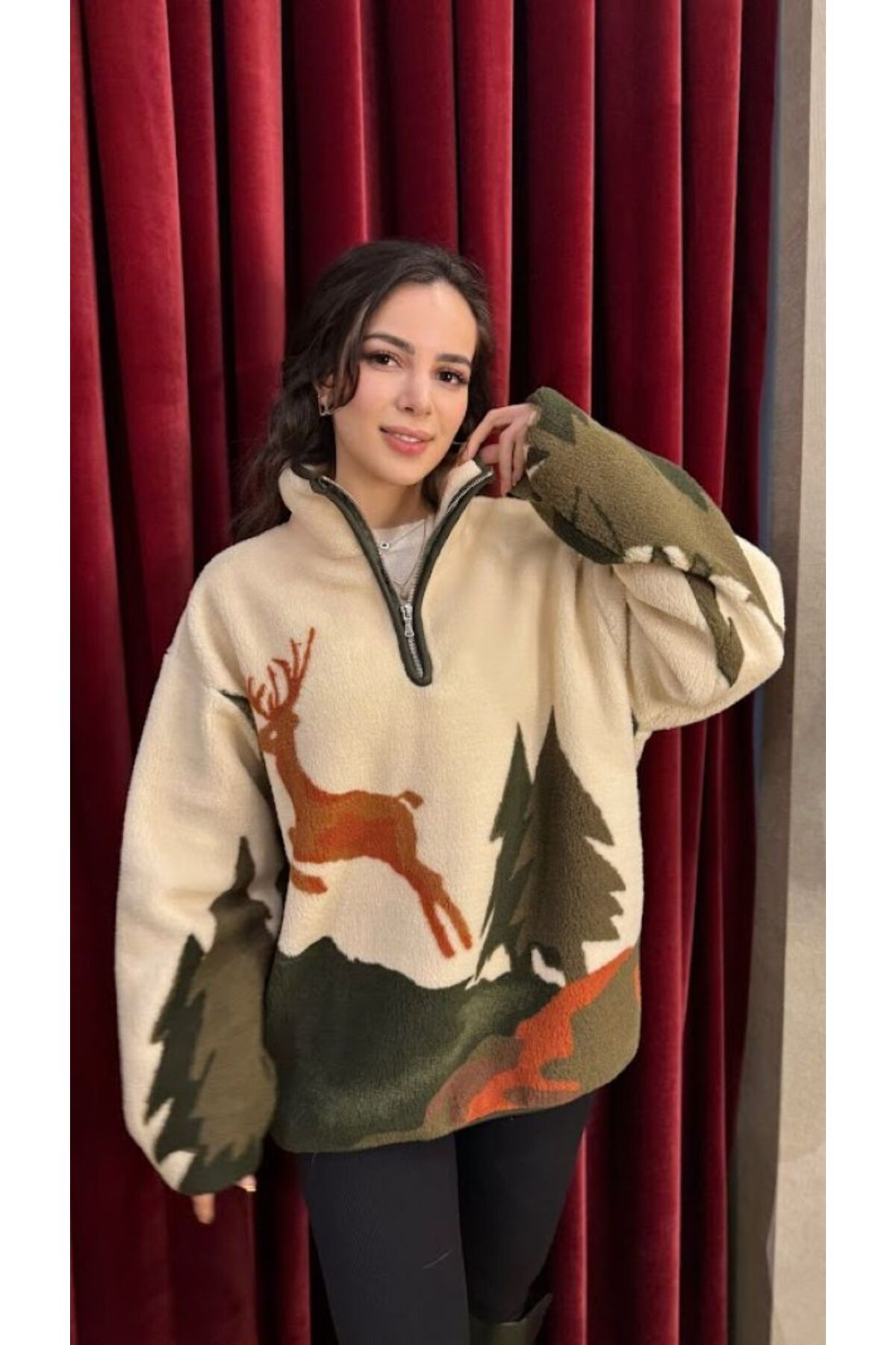 Leila Dik Yaka Geyik Desenli Polar Sweatshirt - Fiyatı, Yorumları