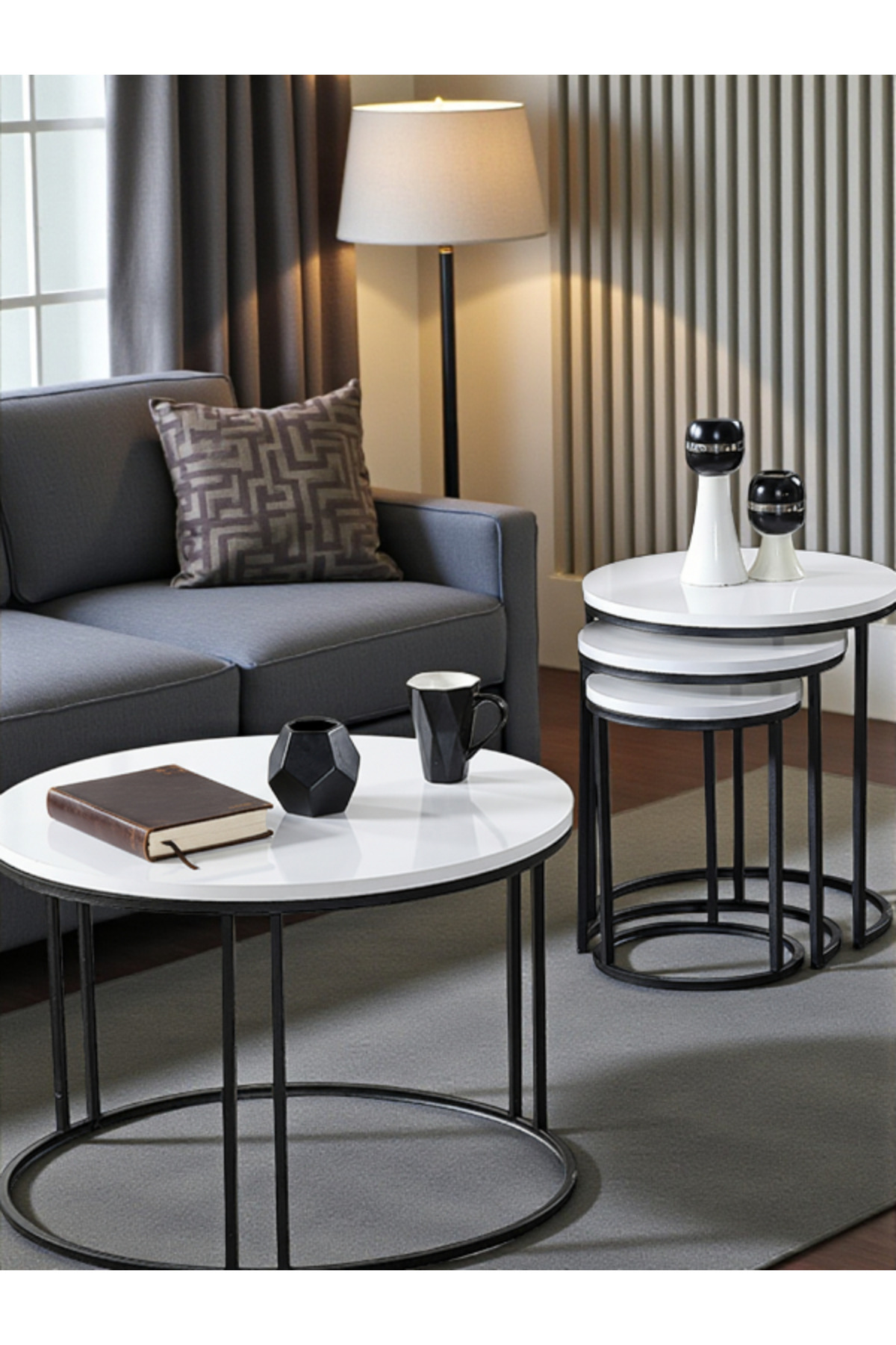 4 Lü Beyaz Suntalam Siyah Metal Ayaklı Cam C Model Sehpa Takımı (ZİGON VE ORTA)