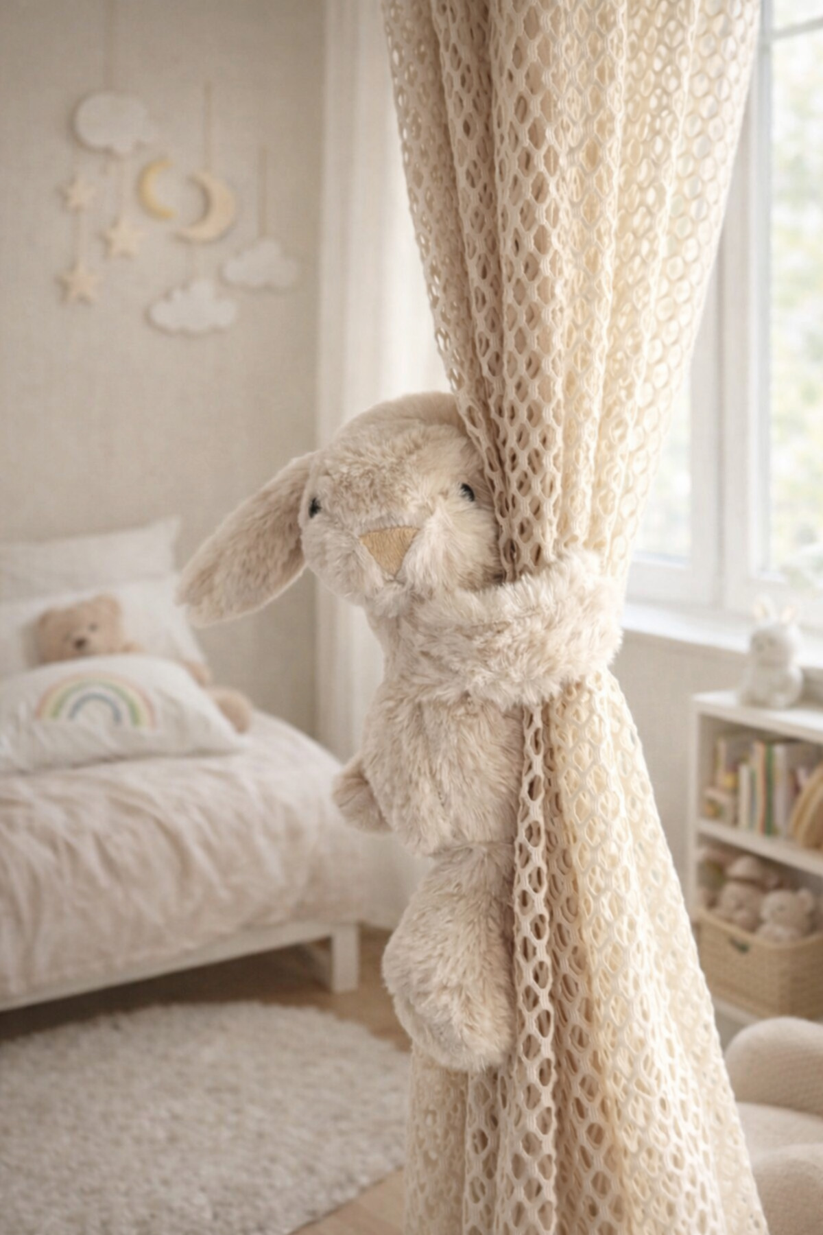 Littleandmoreofficial Sarılan Kucaklayan Peluş Tavşan Bileklik Bebek Cocuk Odası Perde Oda Dekoru - Krem Bej fotoğrafı 4 (önizleme)