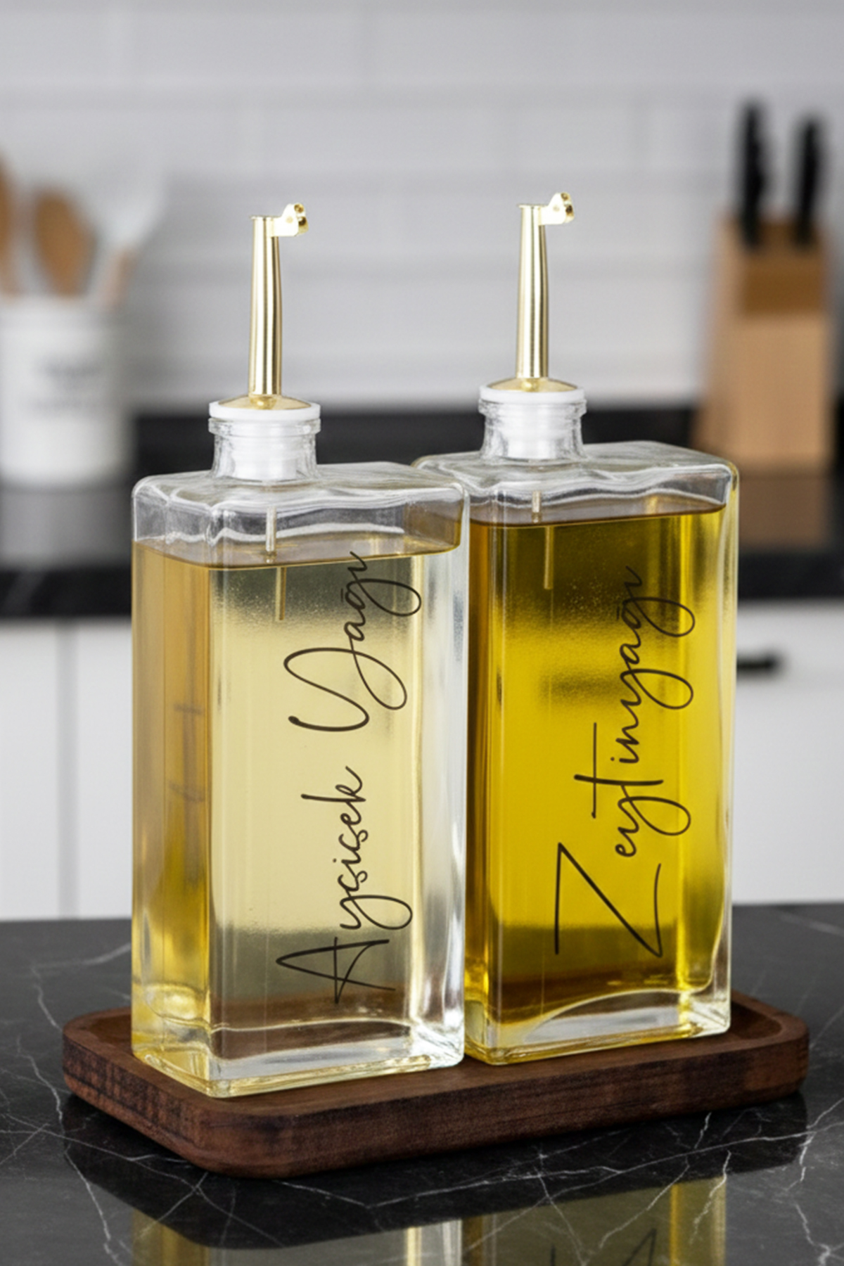 2-Piece Luxury 500ml Oil Can Gold Cover with Wooden Stand Glass Oil Sunflower Oil Olive Oil Sauce Vinegar Bowl