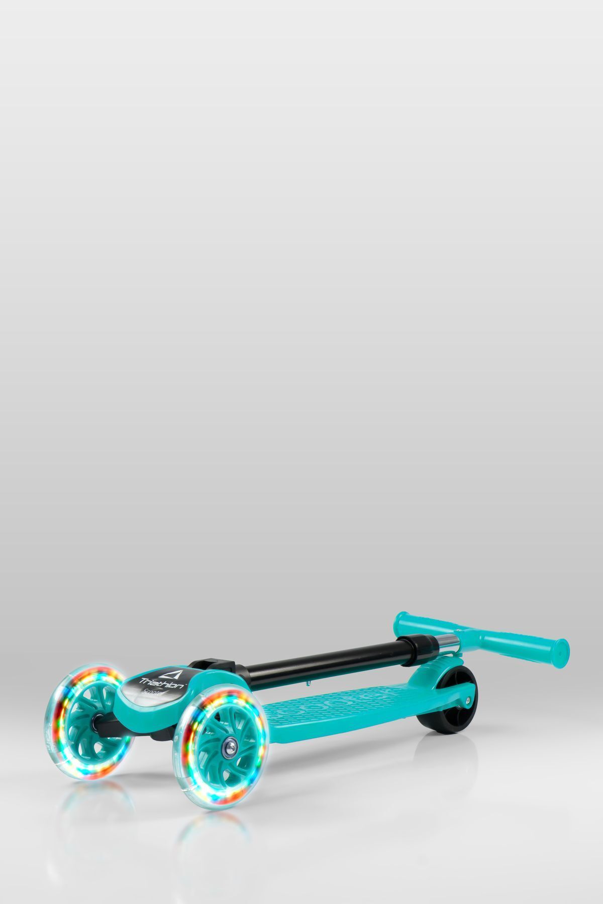 Triathlon T212-M Katlanabilir LED Işıklı Scooter | Ayarlanabilir Yükseklik | Arka Fren | 3 Tekerlek | 3+ Yaş fotoğrafı 3 (önizleme)