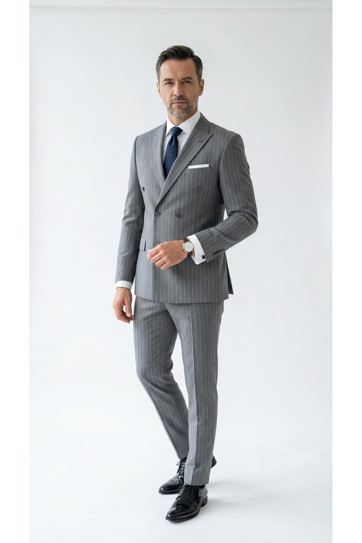 Plus Scorpion  Çizgili Kruvaze Erkek Takım Elbise – Şık ve Rahat İtalyan Kesim, Belden Oturtmalı, Top Düğmeli - Görsel 3