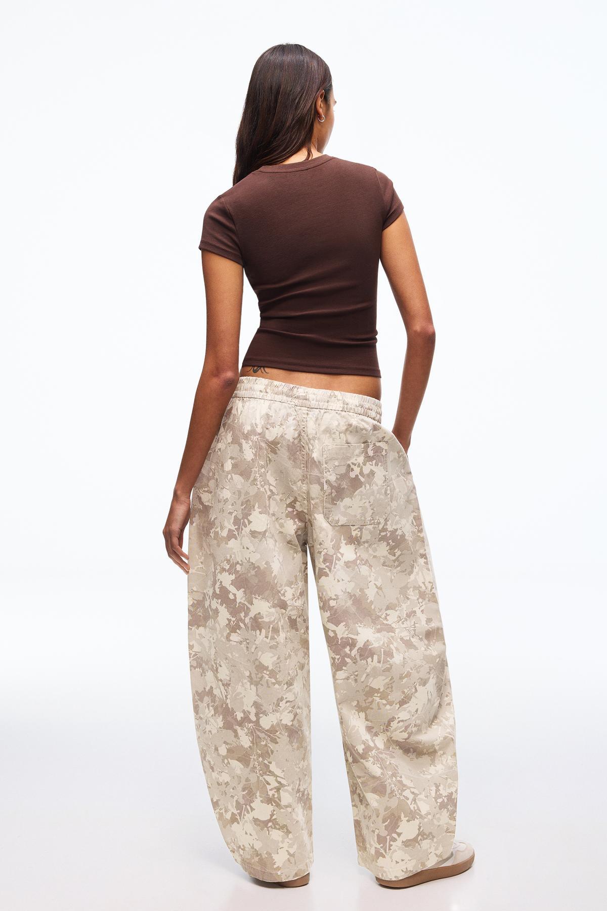 Bershka  Balon baskılı pantolon - Görsel 2