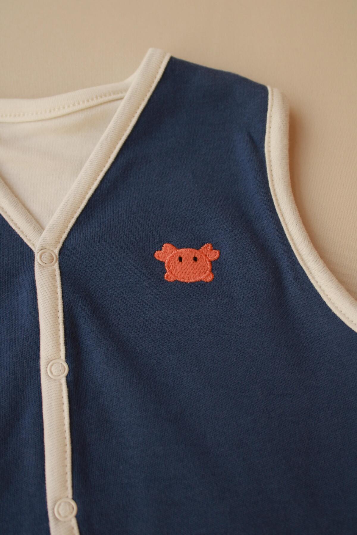 Oh La La Koala For Little Ones Yengeç Nakışlı Çift Taraflı Yelek fotoğrafı 6 (önizleme)