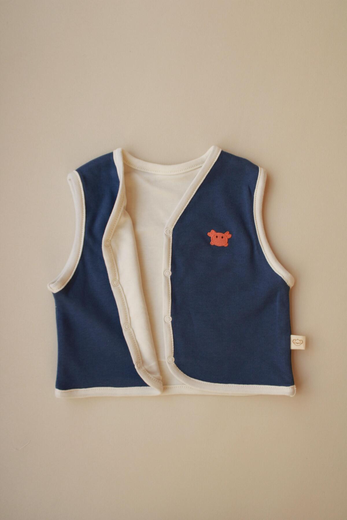 Oh La La Koala For Little Ones Yengeç Nakışlı Çift Taraflı Yelek fotoğrafı 2 (önizleme)