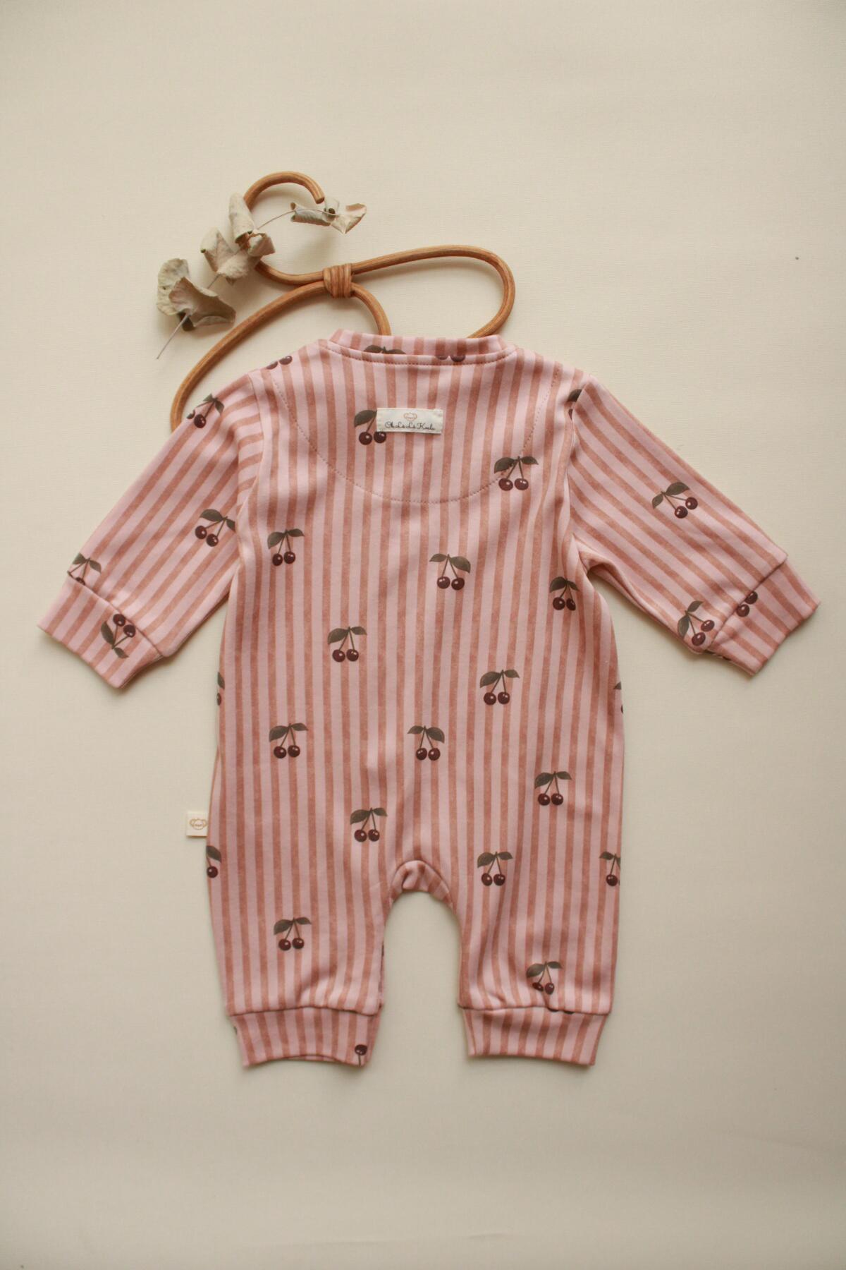 Oh La La Koala For Little Ones Stripe Cherry Serisi Tulum fotoğrafı 5 (önizleme)