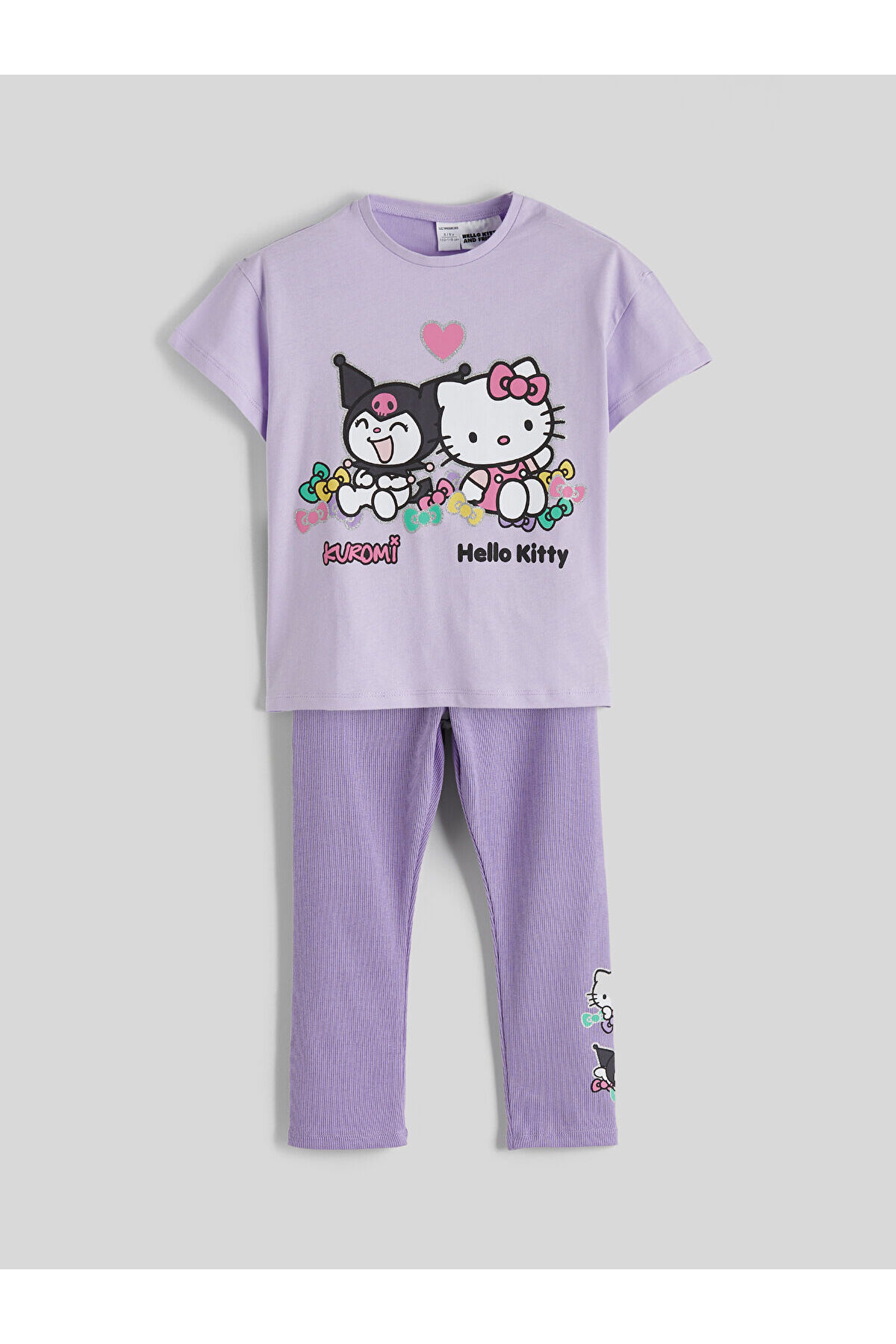 LC Waikiki Lila Hello Kitty Baskılı Kız Çocuk Penye Tişört ve Tayt fotoğrafı 3 (önizleme)