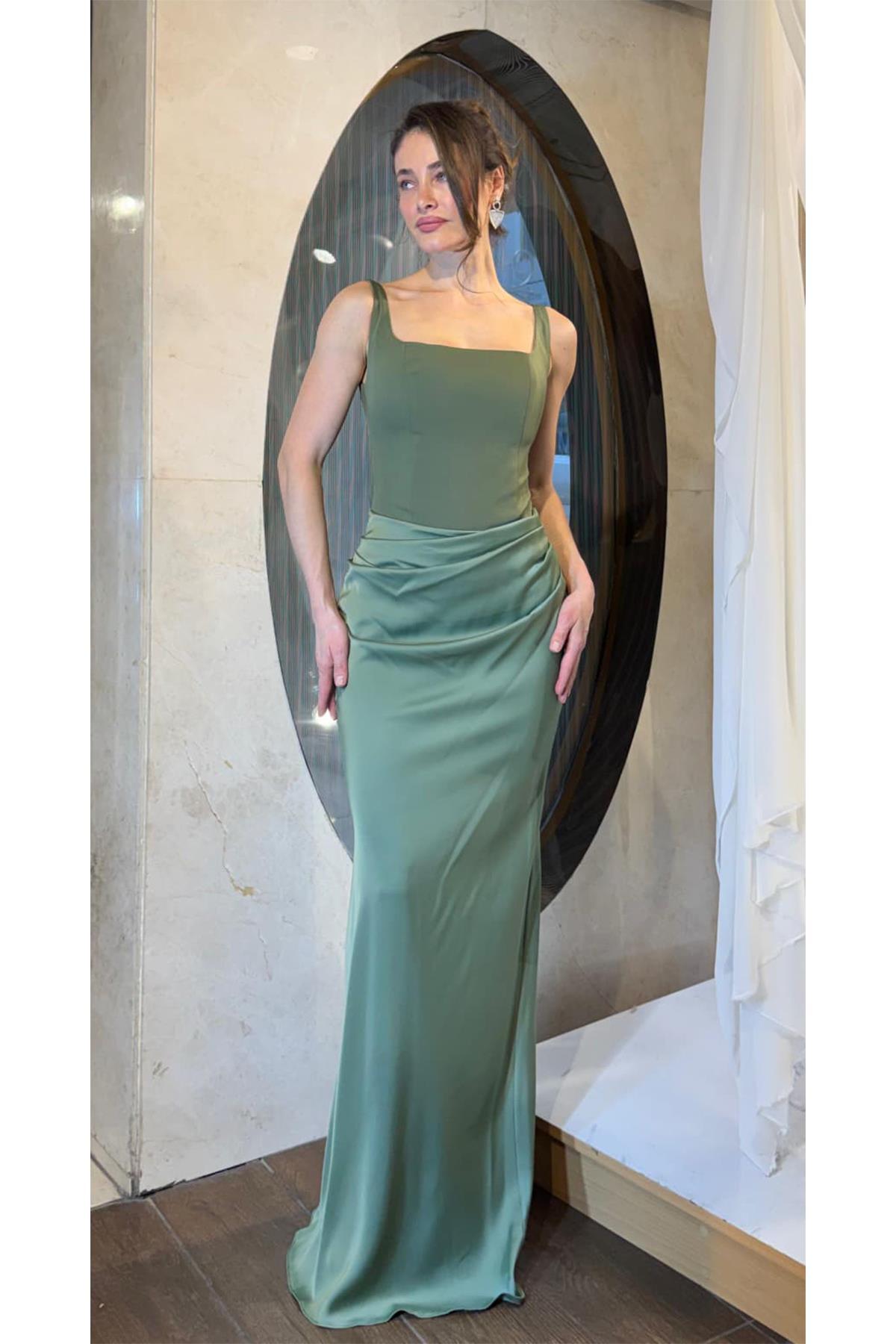 Green Square Neck Evening Dress
