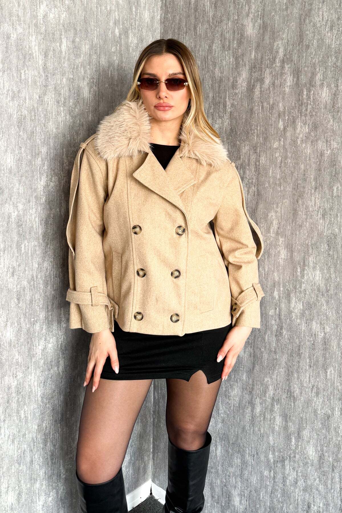 ModaPlaza  Kadın Kaşe Yaka Kürklü Mont 60560