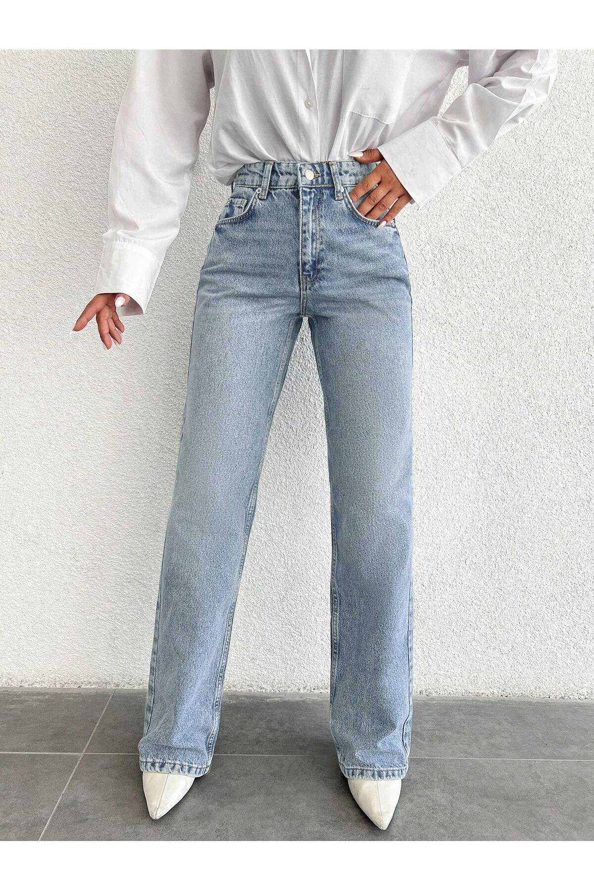 REVİVE JEANS  STRAİGHT KALIP JEANS