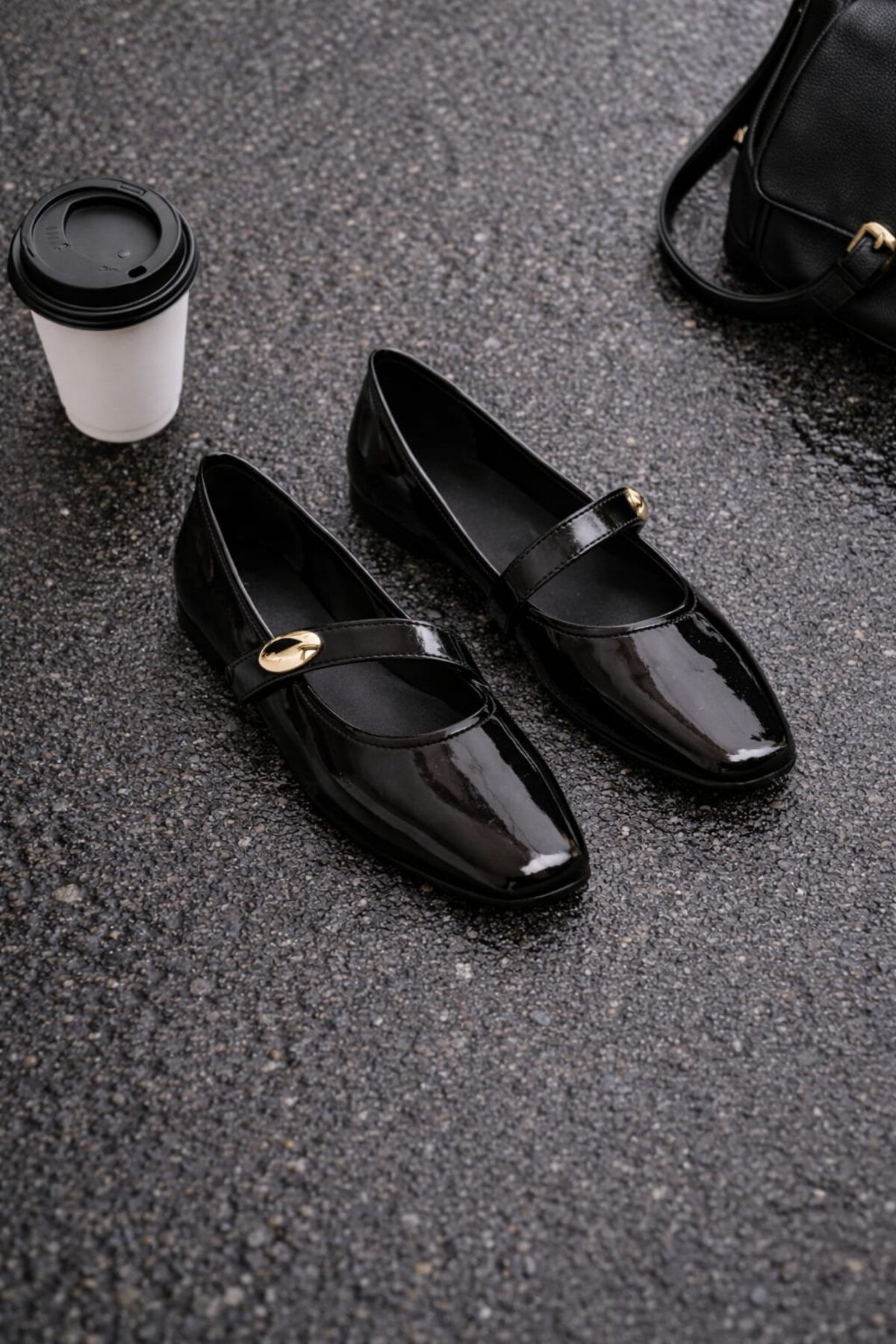 Slipcat  Kadın Rugan Babet Şık Tokalı Ortopedik Taban Günlük Ayakkabı - Görsel 5