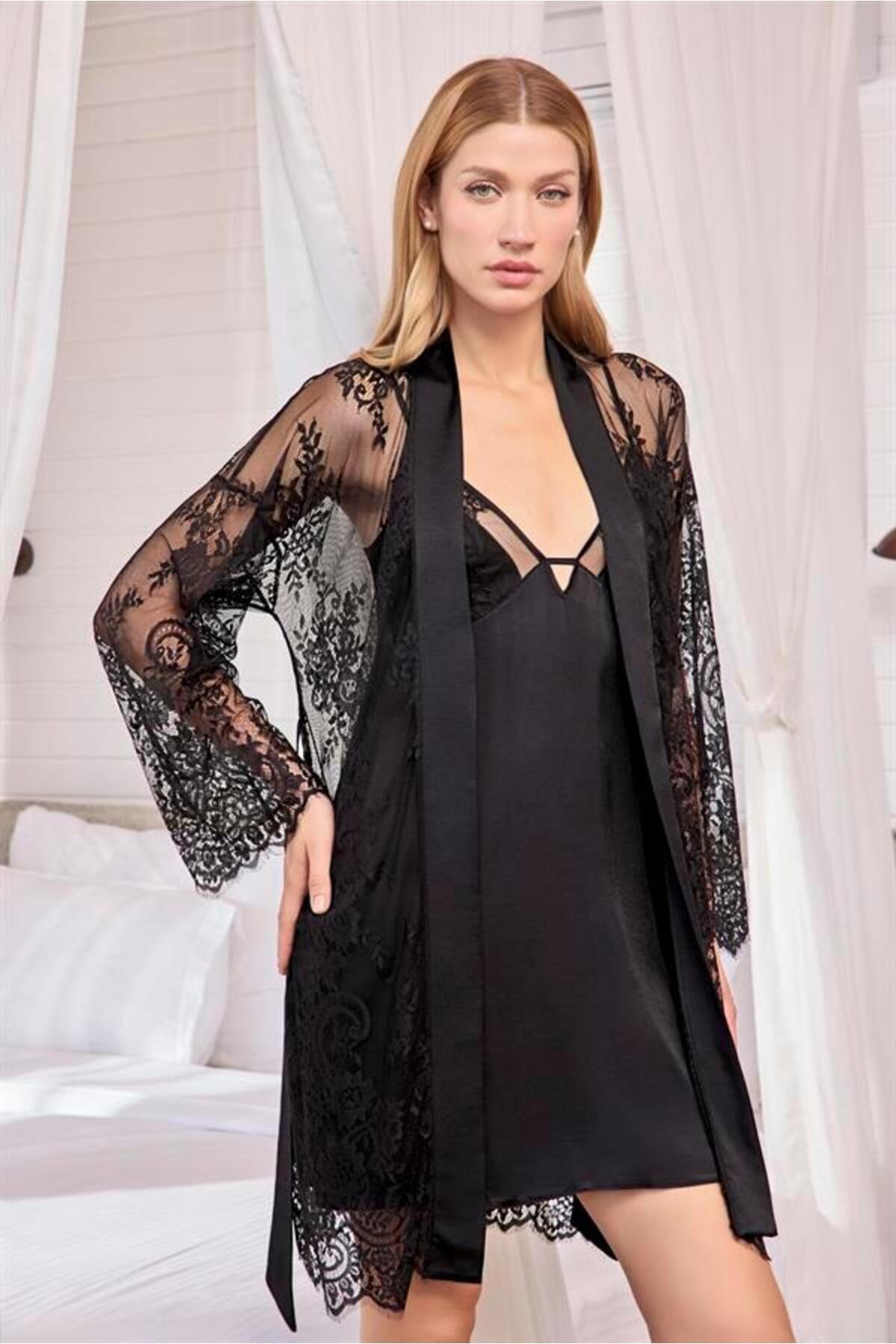 Motto10 butik Motto10butik Dantelli Tüllü ve Dekolteli Saten Sabahlık Takımı