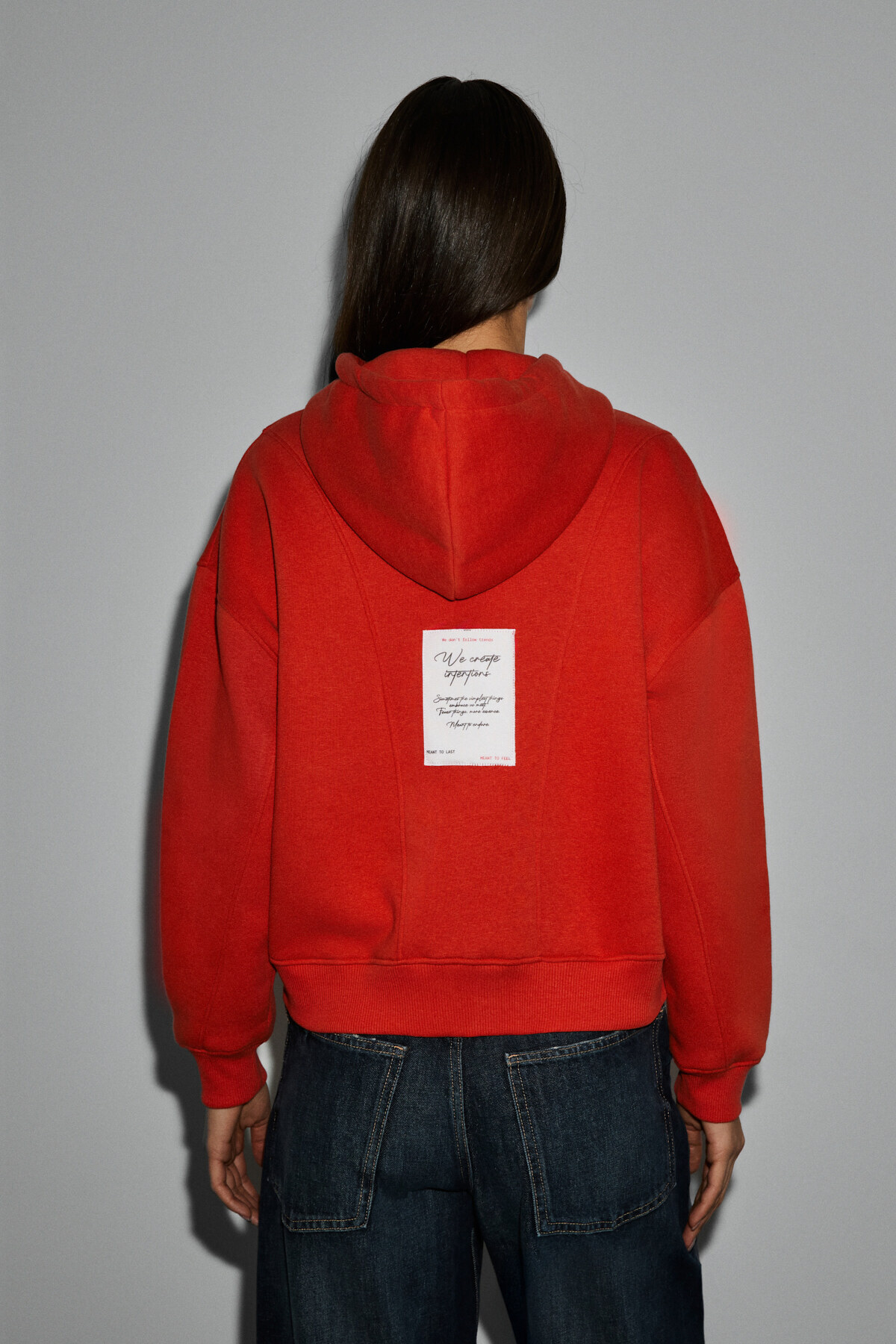 GRIMELANGE VYSELLE Kadın Önü Kesikli Metal Fermuarlı Kapüşonlu Etiket Detaylı Oversize Kırmızı Sweatshirt görsel 6