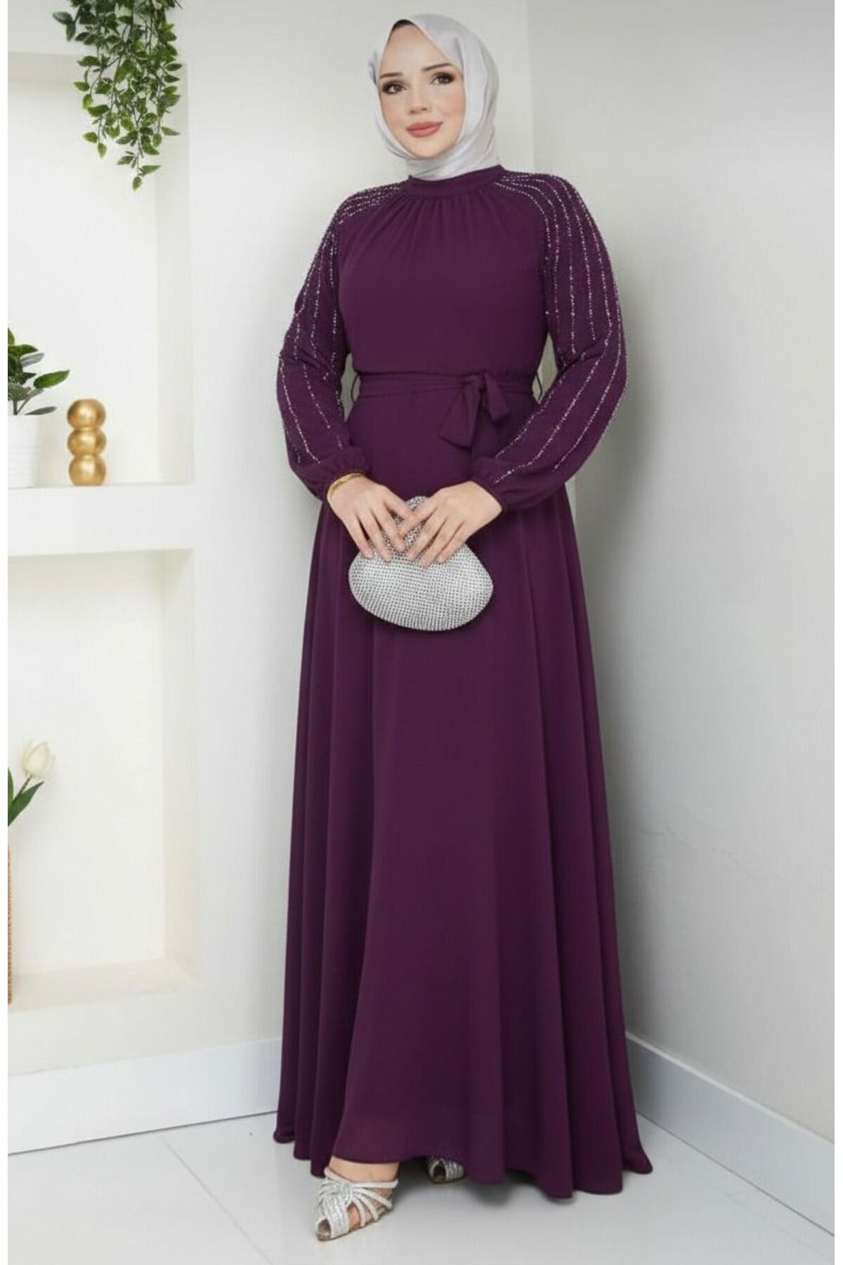 Women's Sleeve Embroidered Lined Evening Dress YZ2501