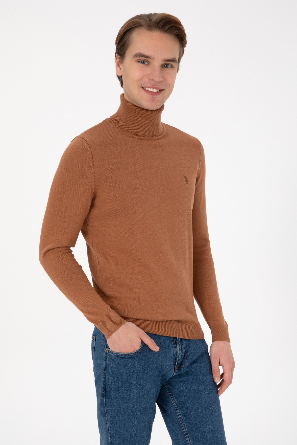 یو اس پولو ژاکت مردانه یقه اسکی طرح شتری ساده 50313640-VR233