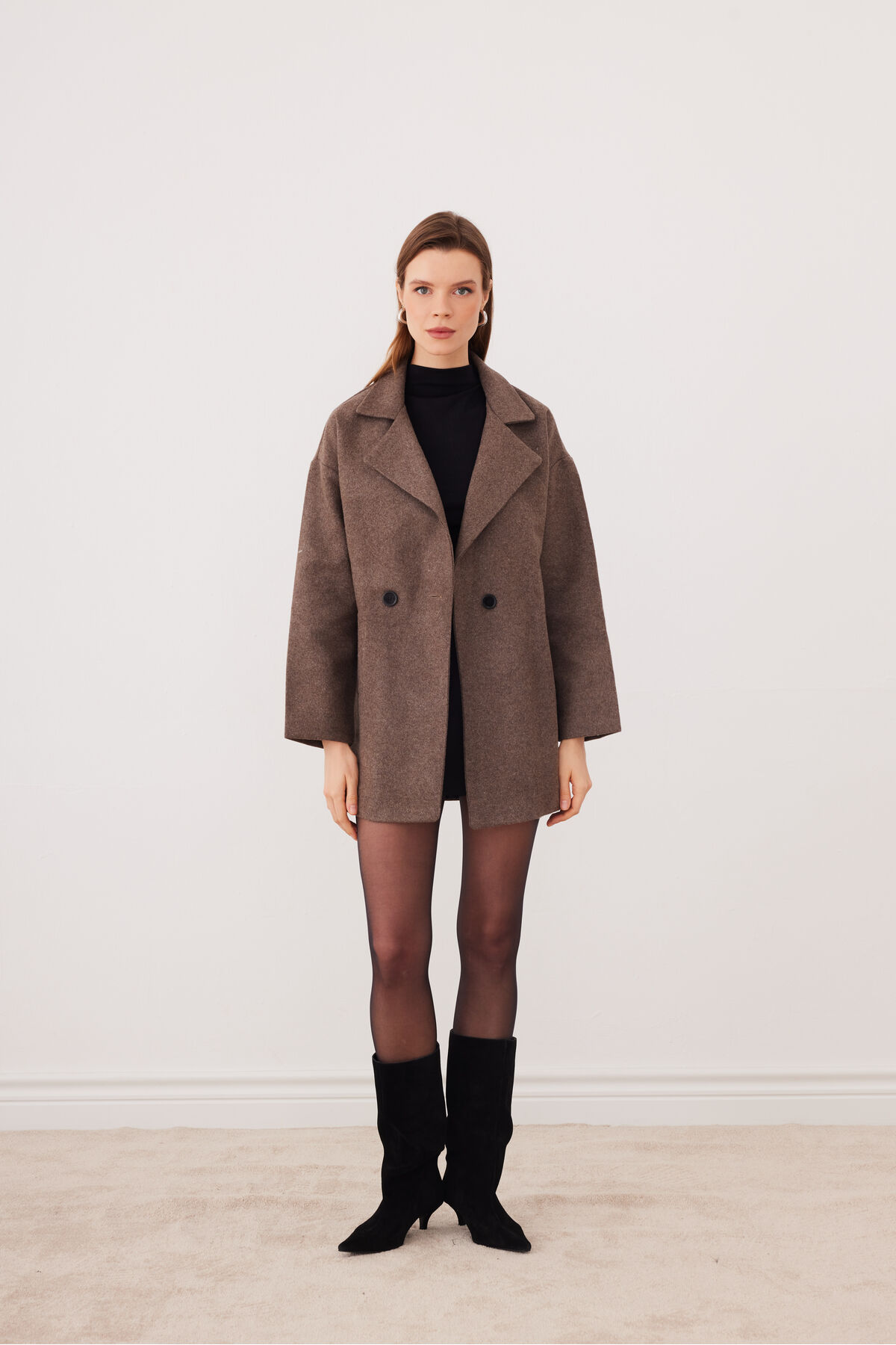 SevdeUgur  Kadın Vizon Oversize Astarlı Kaşe Kaban / Sevde Ugur - Görsel 7