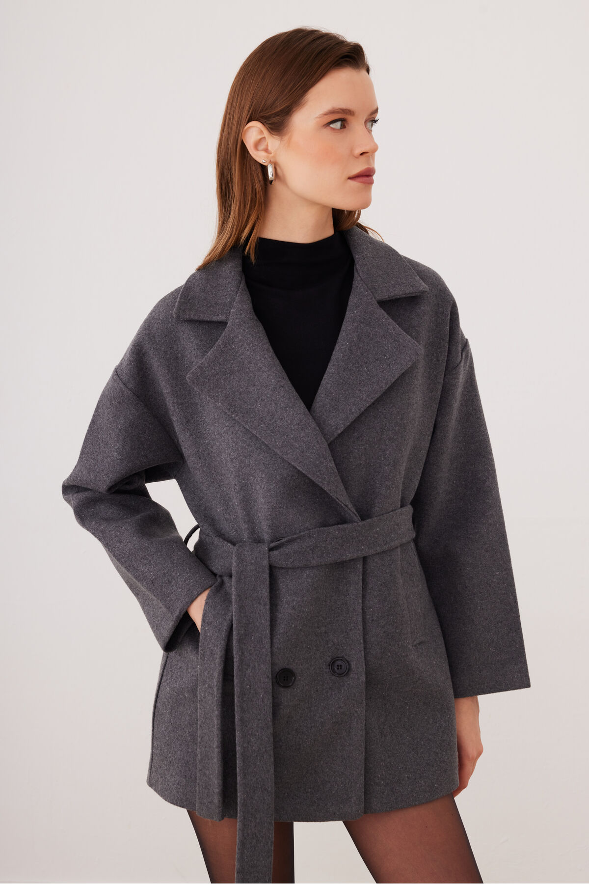 SevdeUgur  Kadın Antrasit Oversize Kısa Kaşe Kaban Kemerli Astarlı - Sevde Ugur - Görsel 9