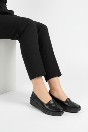 RAVZADERİ Urban Rahat Nakışlı Anne Ayakkabı