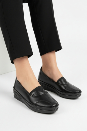 RAVZADERİ Velora Rahat Nakışlı Anne Ayakkabı