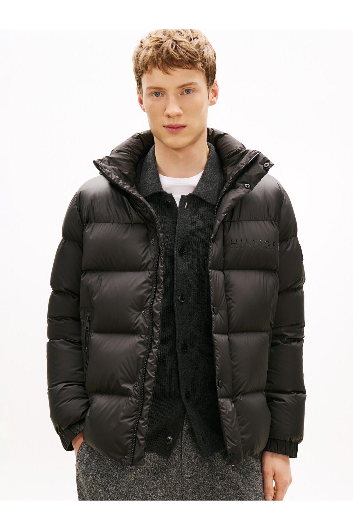 تامی هیلفیگر پفی کلاه دار میکس داون