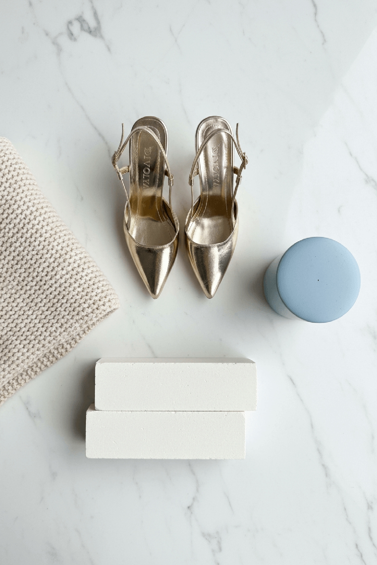 DİVOLYA  Semiras Gold Kırışık Rugan Yanları Açık ( 9 cm Topuklu ) Sivri Burun Topuklu Ayakkabı - Görsel 6