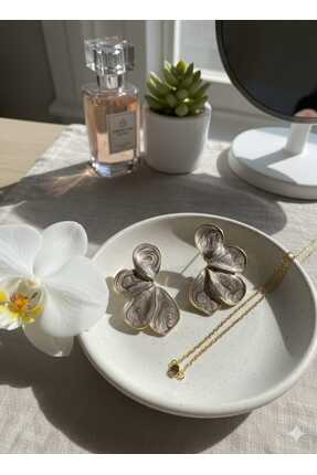 VALORA CONCEPT TR Renkli, Gold Kaplama, Yonca, Çiçek, Çivi Kapama, Şık, Zarif...