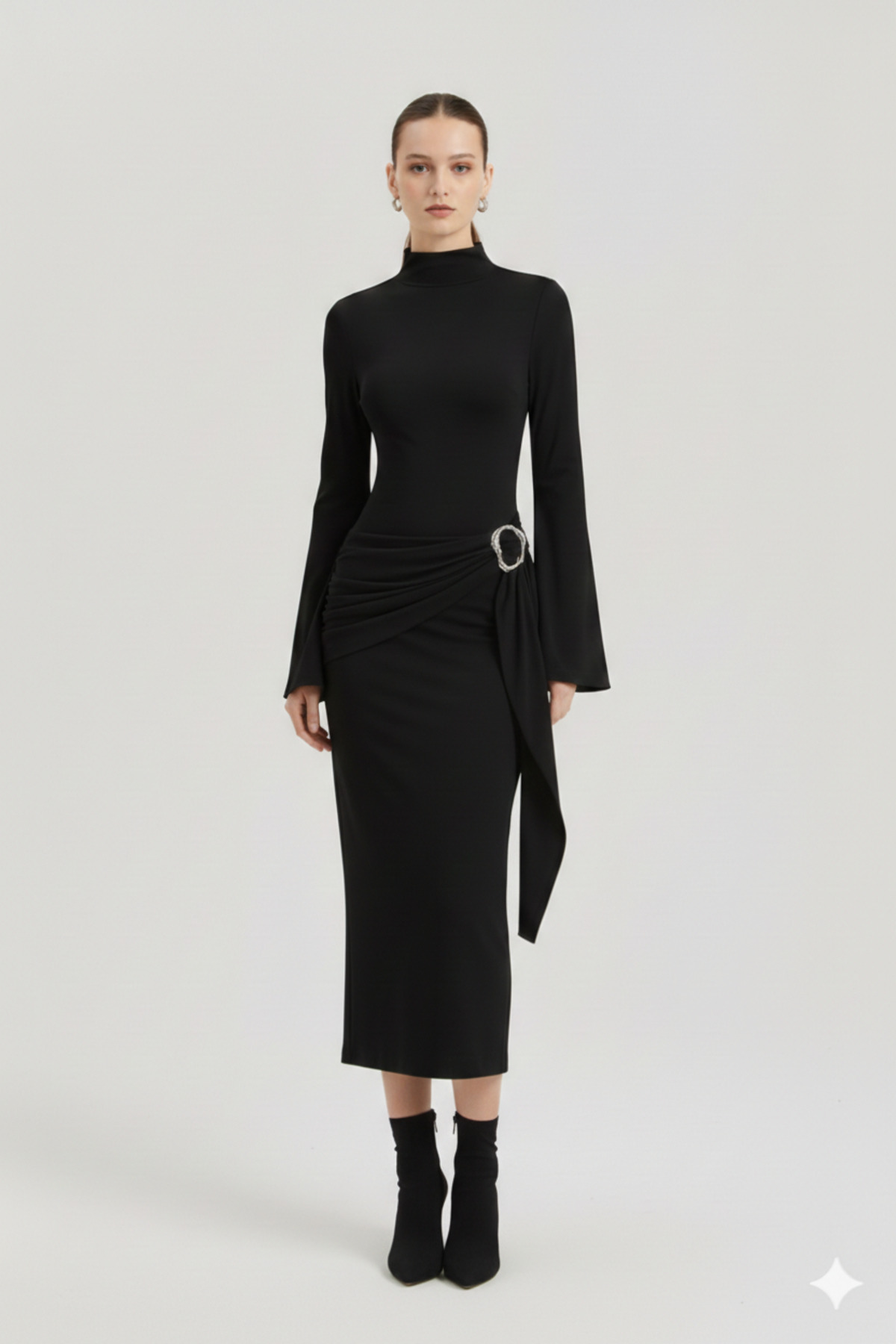peelter  Siyah Kadın Dik Yaka Toka Detaylı Kuşaklı Toparlayıcı Dar Kalıp Uzun Trend Tasarım Elbise - Görsel 2