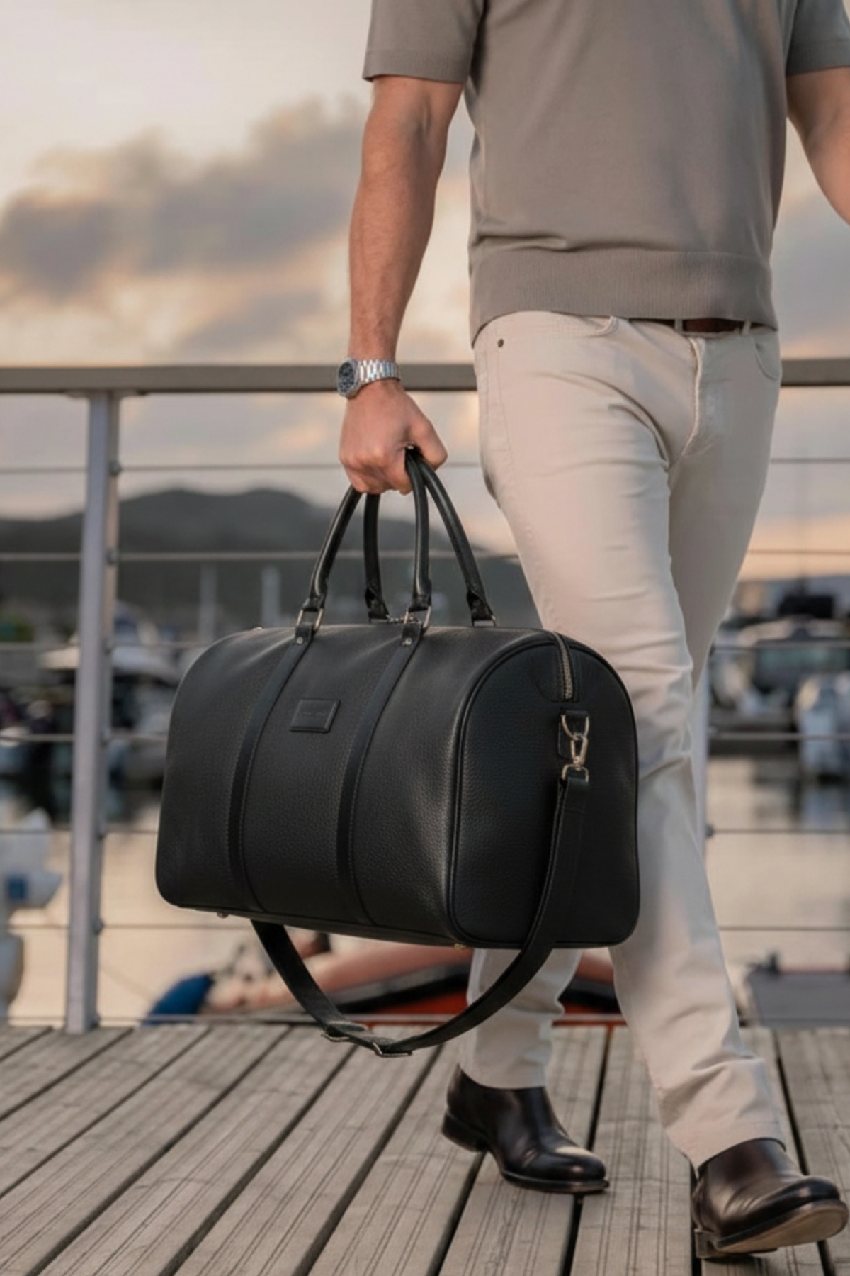 Wilson  Klasik Vegan Deri Unisex Seyahat Spor Hastane El ve Omuz Çantası Kabin Boy El Valizi Hostes Bavulu - Görsel 2