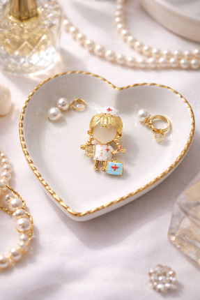 Sweet bunny Sağlıkçı Hemşire Broş - Hediyelik Takı Aksesuar Charm Çanta Ceket...