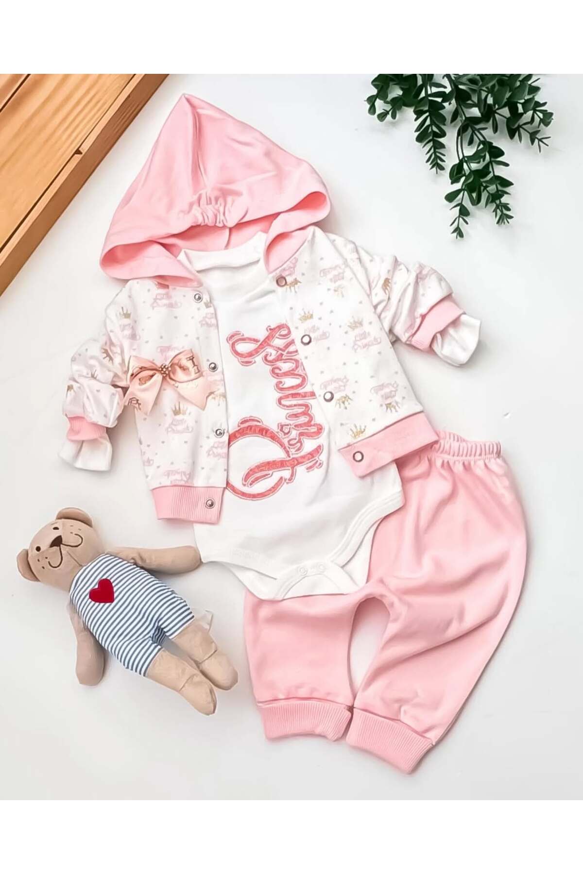 Beyaz Bebek 4'lü Bebek Doğum Seti (HASTANE ÇIKIŞ,ANNE&BEBEK BAKIM OMUZ VE SIRT ÇANTASI,KUNDAK) fotoğrafı 2 (önizleme)