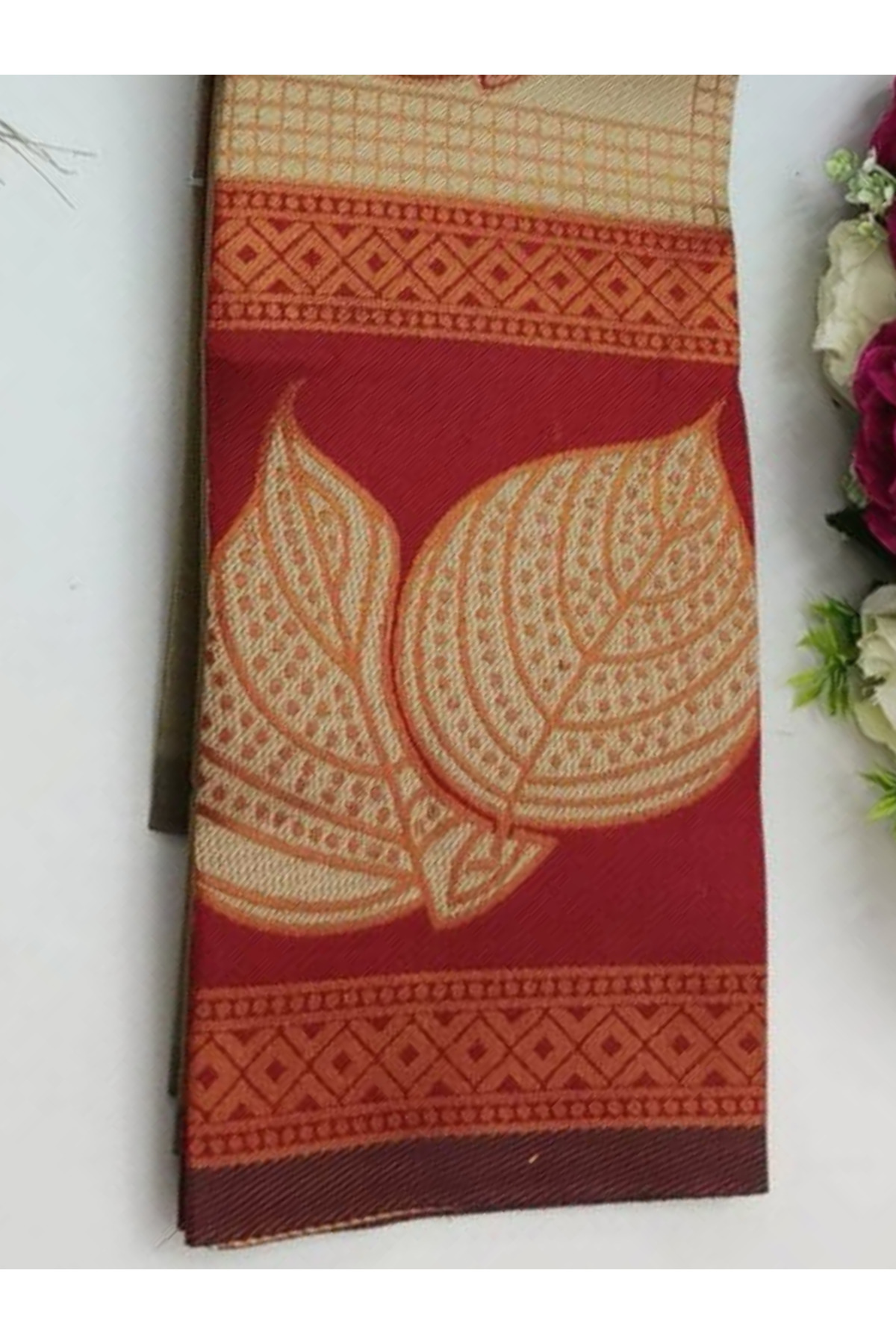 MYSMAR Red Banarasi Silk Saree - FFT6330 | Red