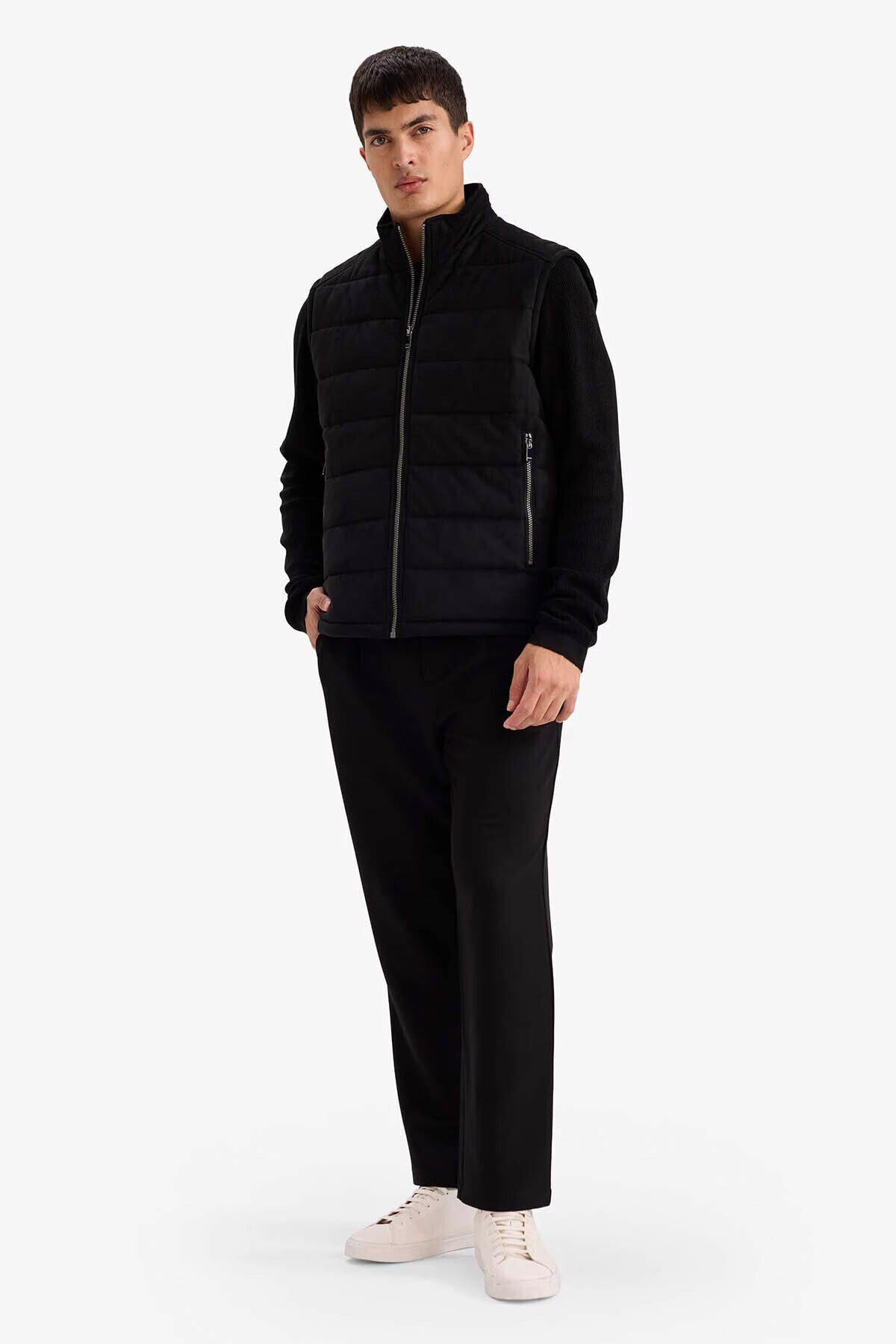 DeFacto Ultra Yumuşak Slim Fit Dik Yaka Astarlı Süet Yelek F7753AX26SP görsel 2
