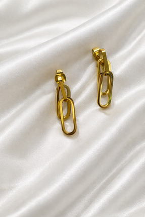 Suzi Shine Oval Ataç Model Çelik Küpe