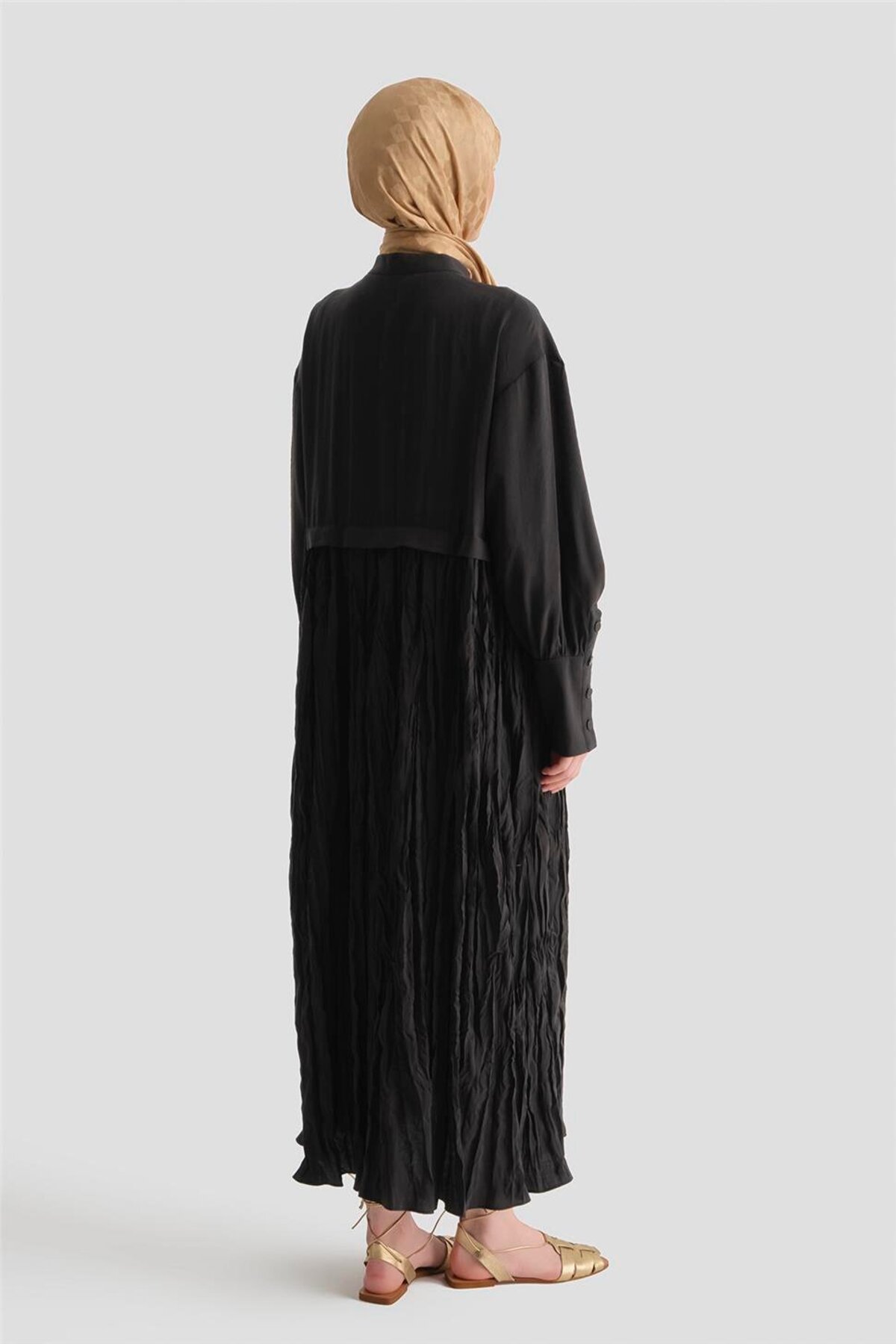 Armine  Kırışık Efektli Kupra Elbise Siyah - Görsel 5