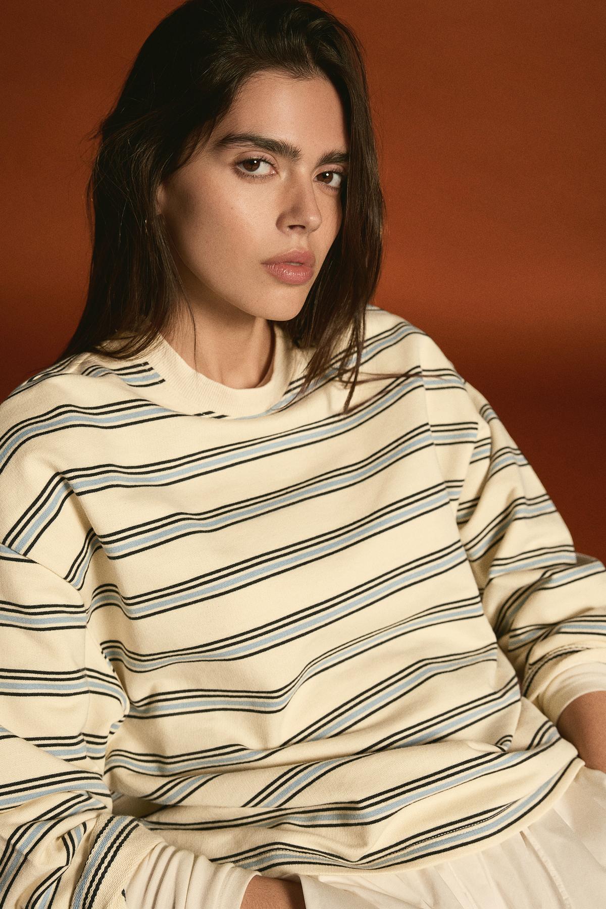 Bershka  Çizgili bisiklet yaka kazak - Görsel 4