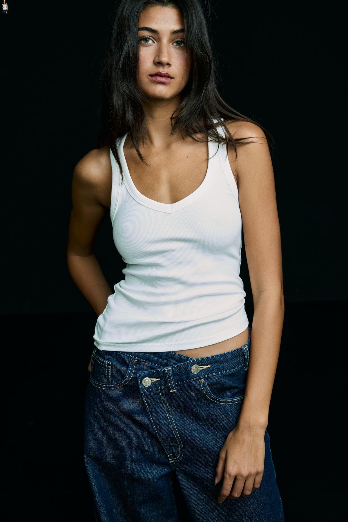 Bershka  Fitilli temel askılı tişört