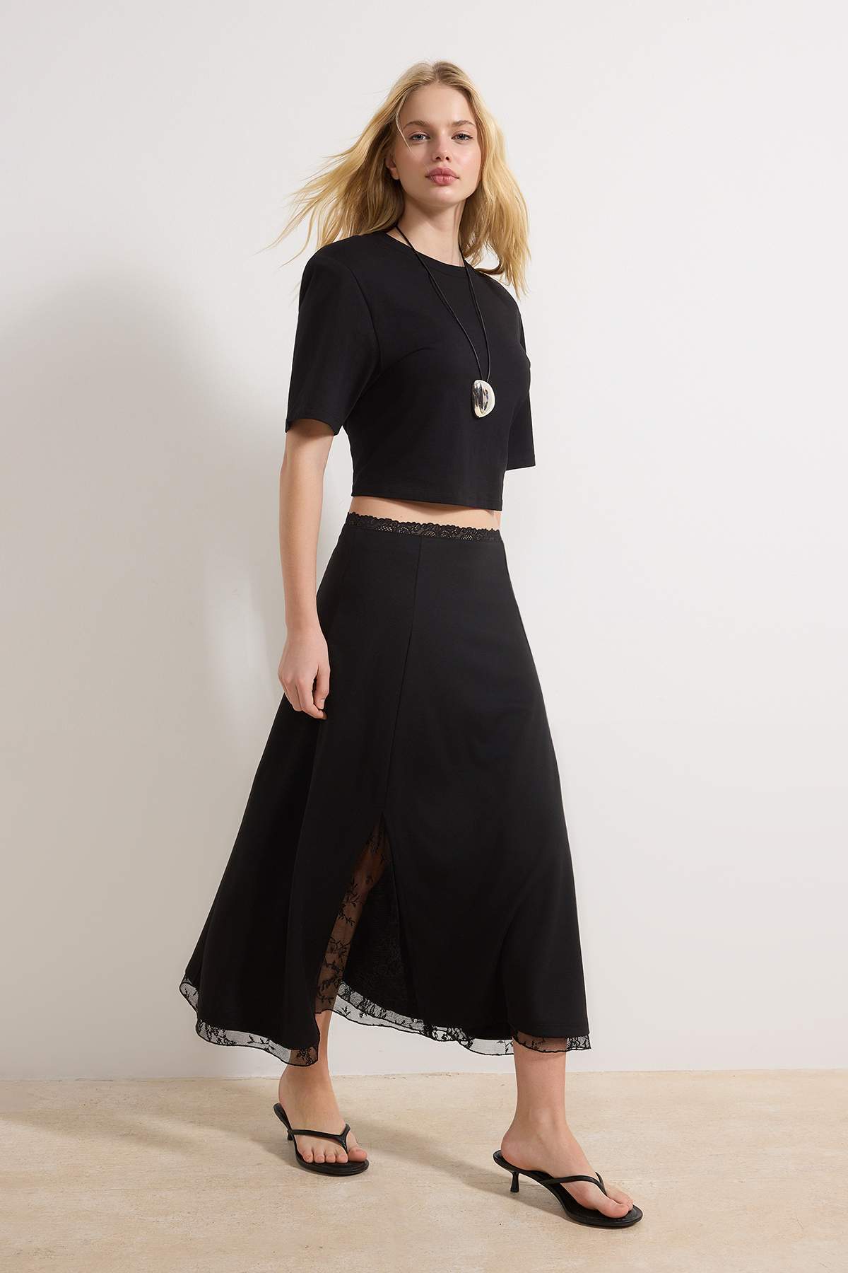 trendyolmilla-womens-flat-midi-skater-skirt