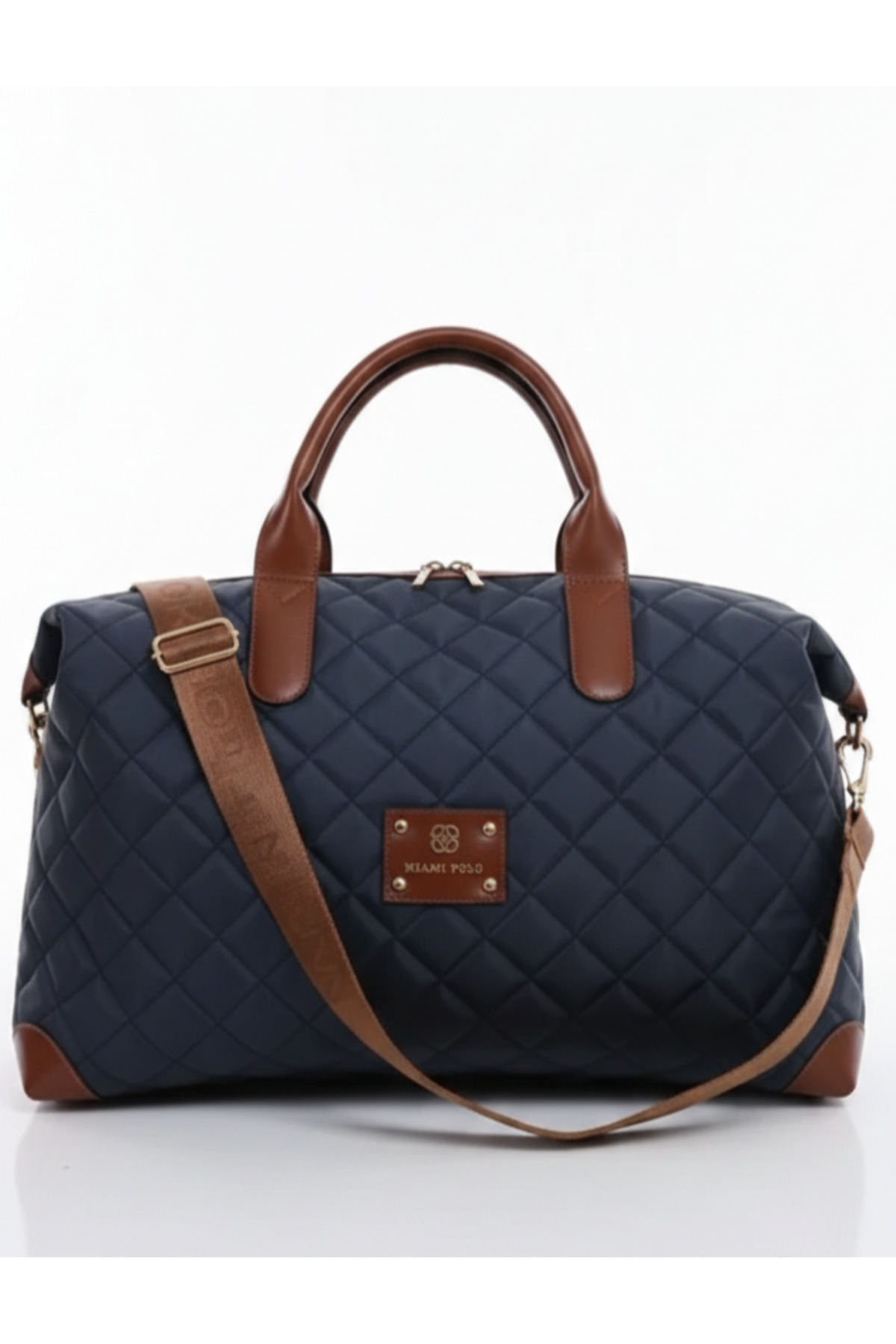Quilted Easy to Clean Hand and Shoulder Strap Beach, Picnic, Travel, Sports Bag