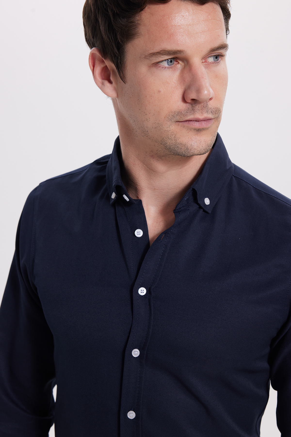 Tudors  Slim Fit Uzun Kollu Düğmeli Yaka Pamuklu Kolay Ütü Düz Erkek Gömlek