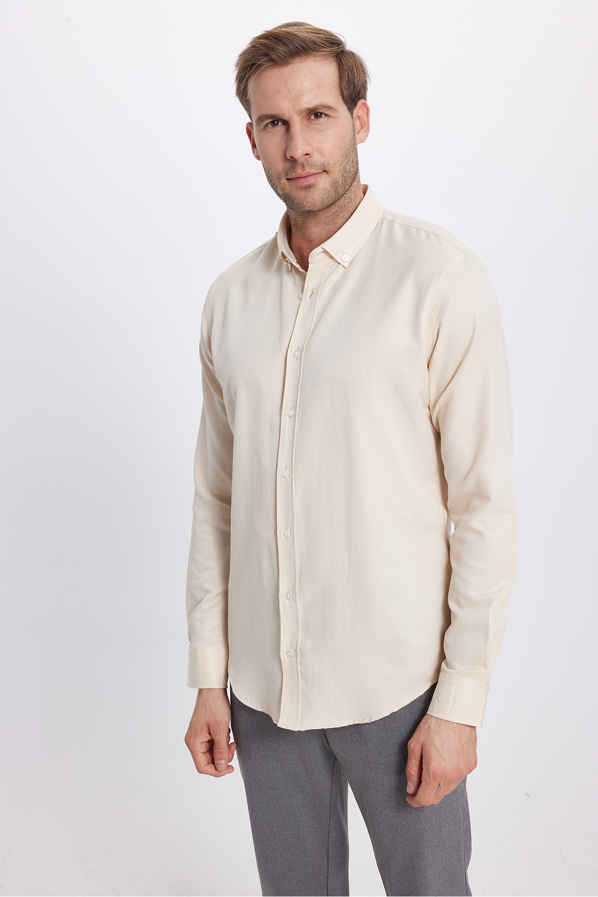 Tudors  Erkek Slim Fit Dar Kesim Pamuklu Kolay Ütü Krem Düğmeli Yaka Gömlek - Görsel 5
