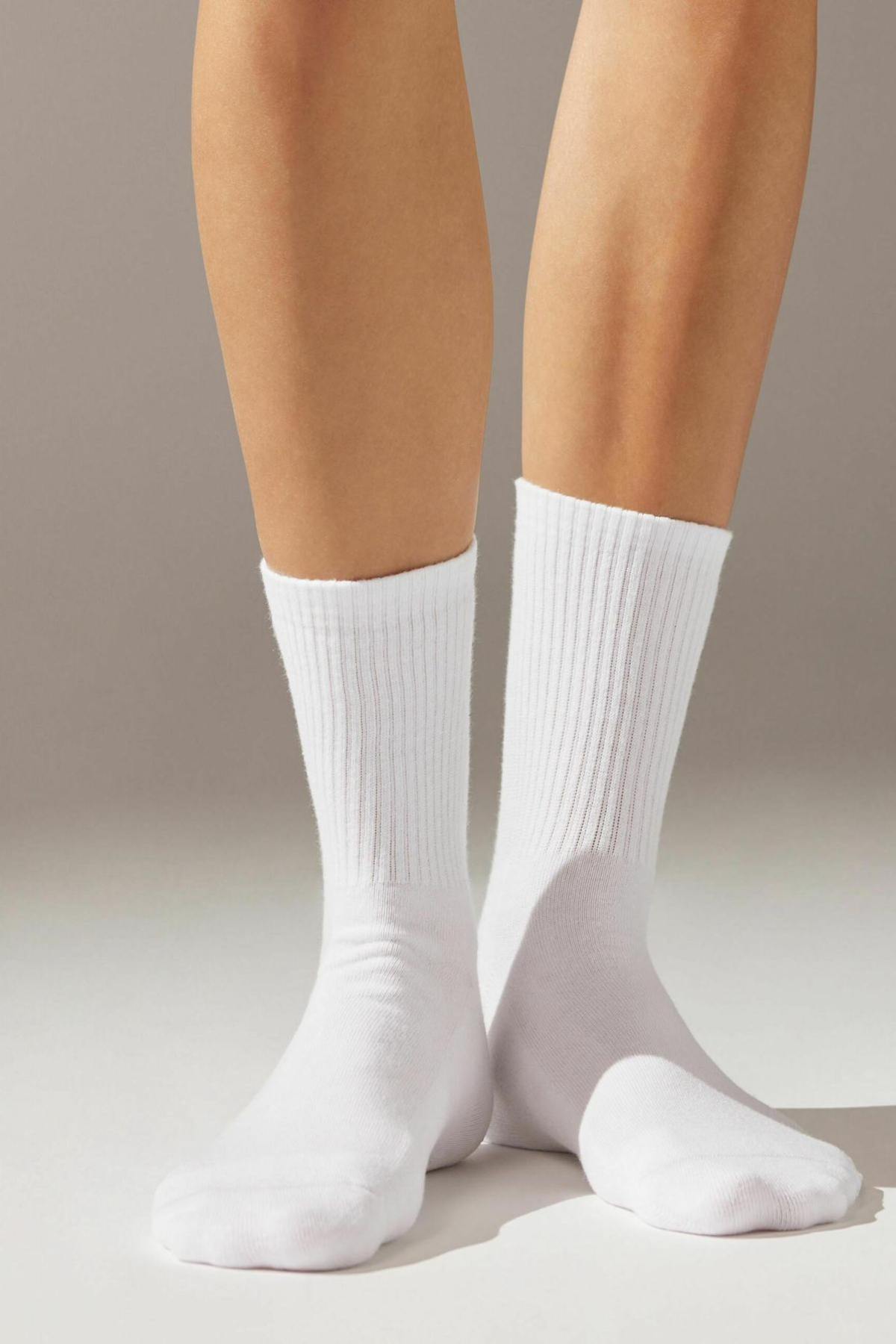 Ozzy Socks 6 Çift Logosuz Beyaz Dikişsiz Pamuklu Tenis Unisex Soket Çorap görsel 2