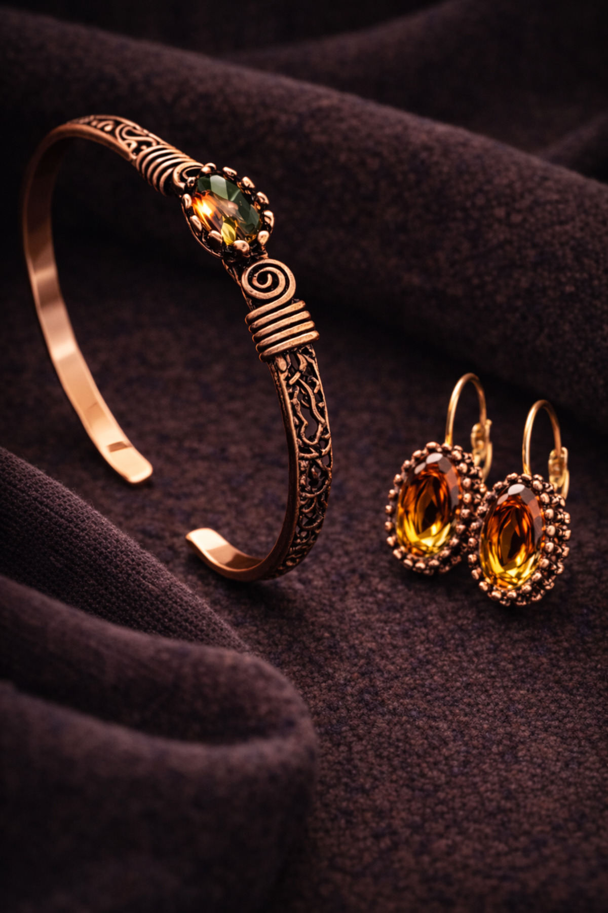 Women's Copper Bracelet Earrings Set Pure Copper Set with Color Changing Natural Zultanite Stone
