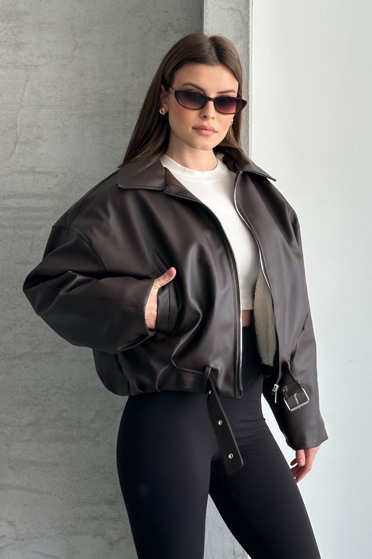 moda armanc  Kadın İçi Kürklü Suni Deri Ceket - Oversize İçi Peluş Astarlı Premium Biker Mont - Görsel 3