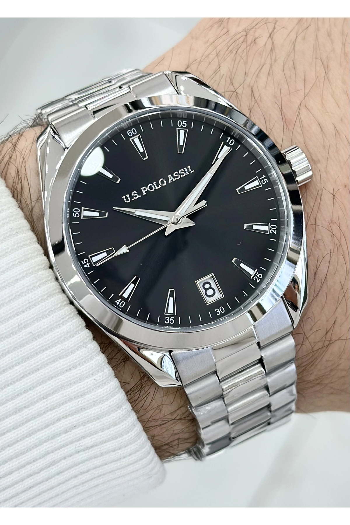 یو اس پولو ساعت مچی مردانه بند استیل، صفحه مشکی، مقاوم در برابر آب تا فشار 5 اتمسفر، گارانتی اصلی 2 ساله