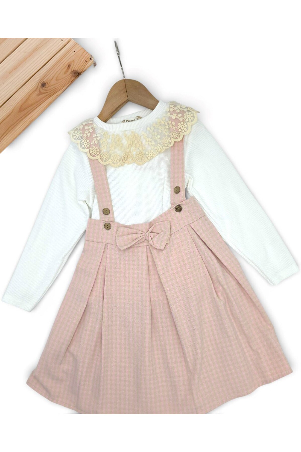 Ege Bebek Kız Çocuk Ekose Salopet Elbise Takımı – Dantelli Uzun Kollu Bluzlu, Askılı Etek Kombin (2-9 Yaş) fotoğrafı 2 (önizleme)