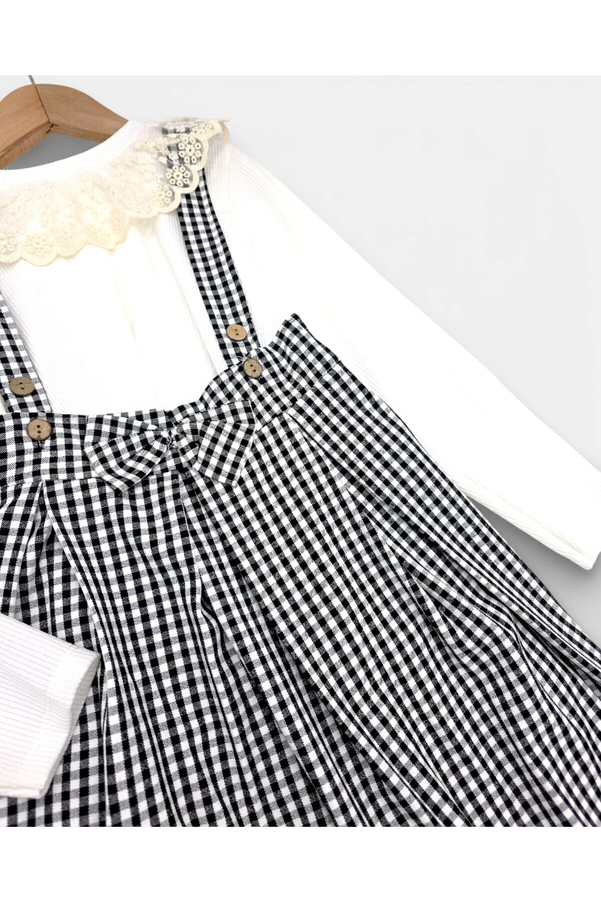 Ege Bebek Kız Çocuk Ekose Salopet Elbise Takımı – Dantelli Uzun Kollu Bluzlu, Askılı Etek Kombin (2-9 Yaş) fotoğrafı 5 (önizleme)