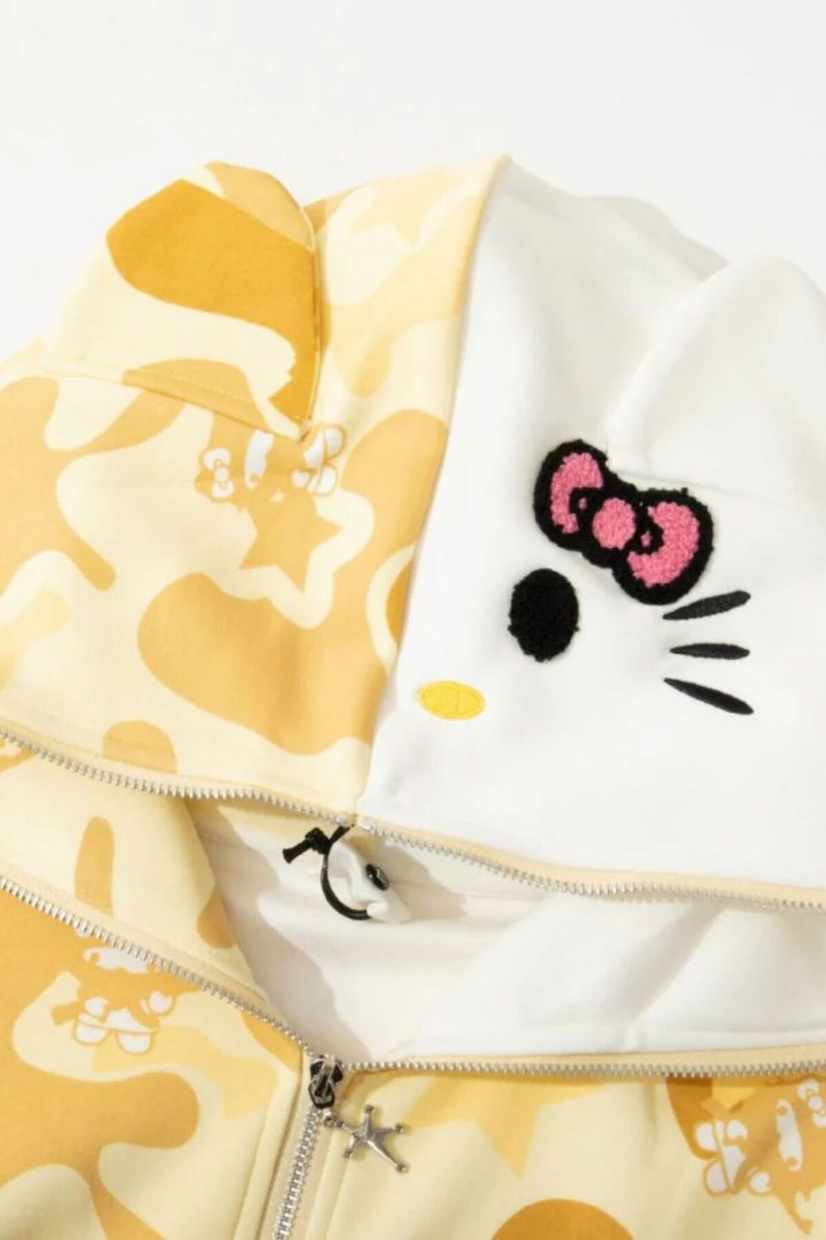 İlayda Toprak  Camo Sarı Hello Kitty Unisex Hoodie Fermuarlı Uzun Kollu Hırka - Görsel 3